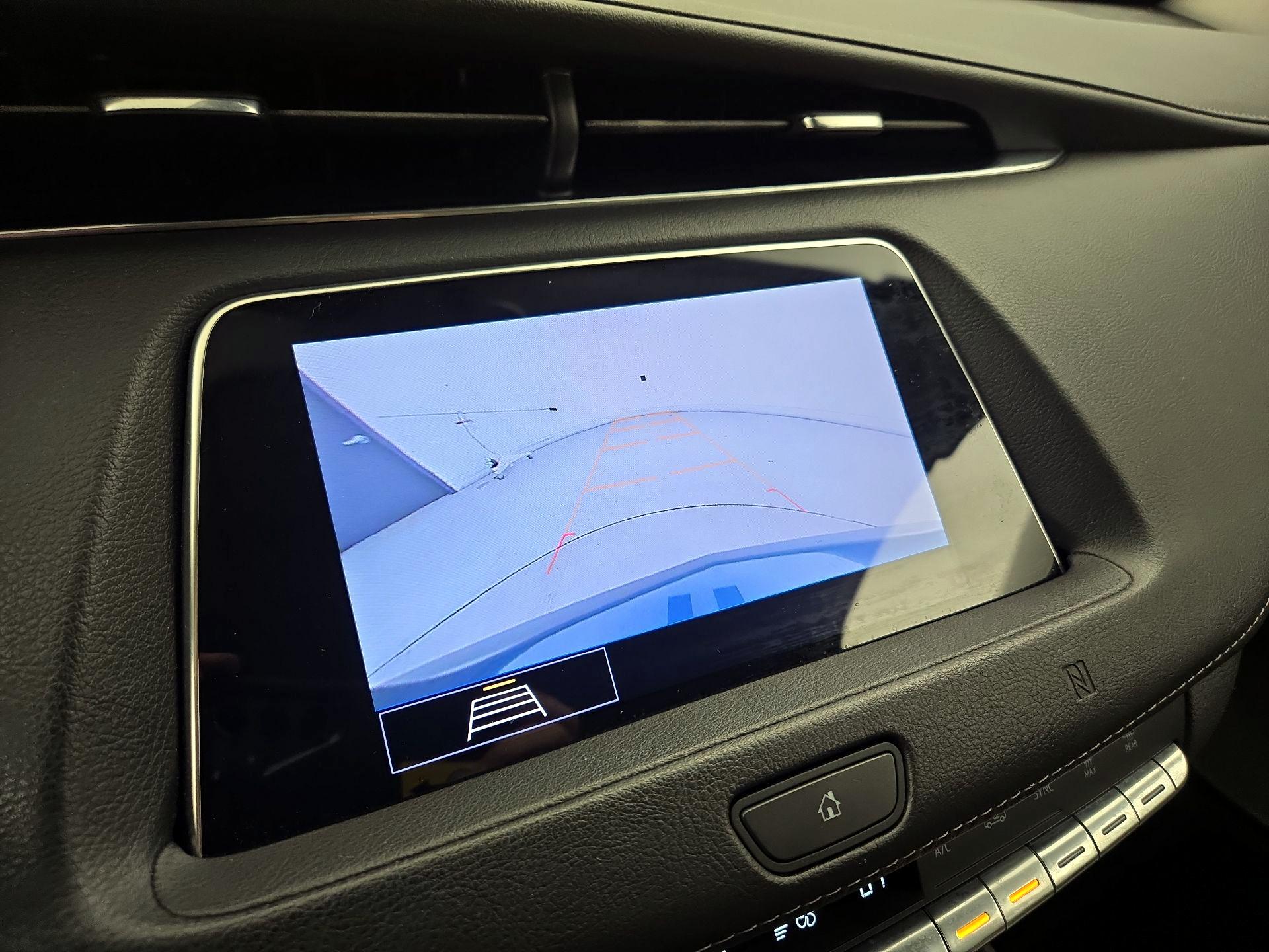 Thumbnail: 2020 Cadillac XT4 - 15
