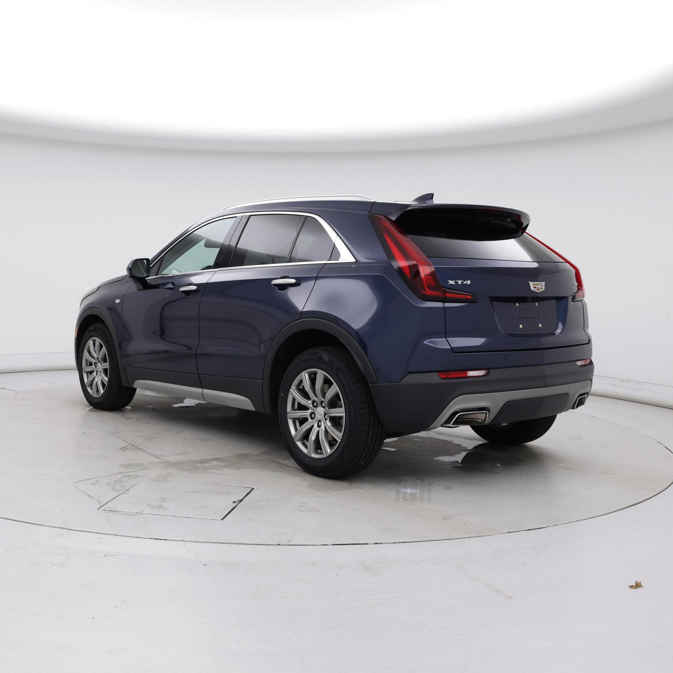 Thumbnail: 2020 Cadillac XT4 - 2