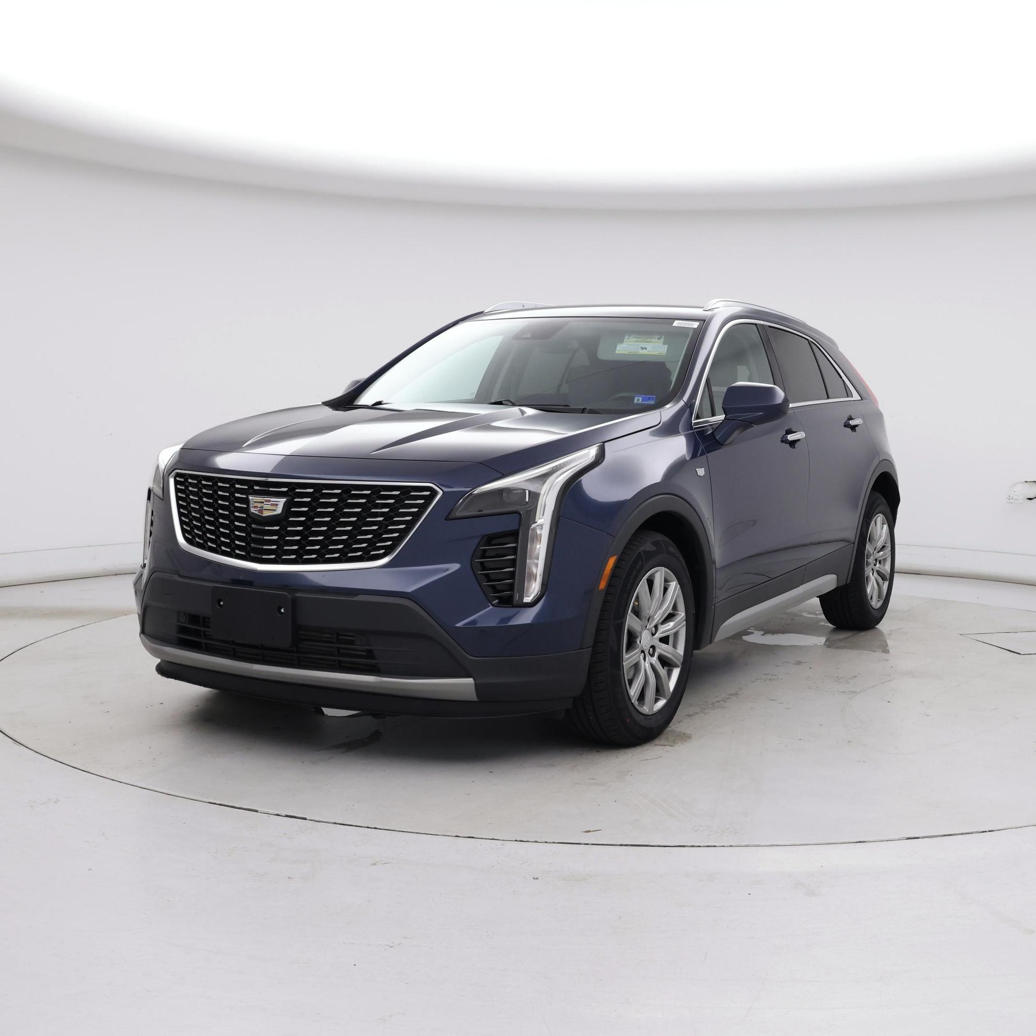 Thumbnail: 2020 Cadillac XT4 - 4