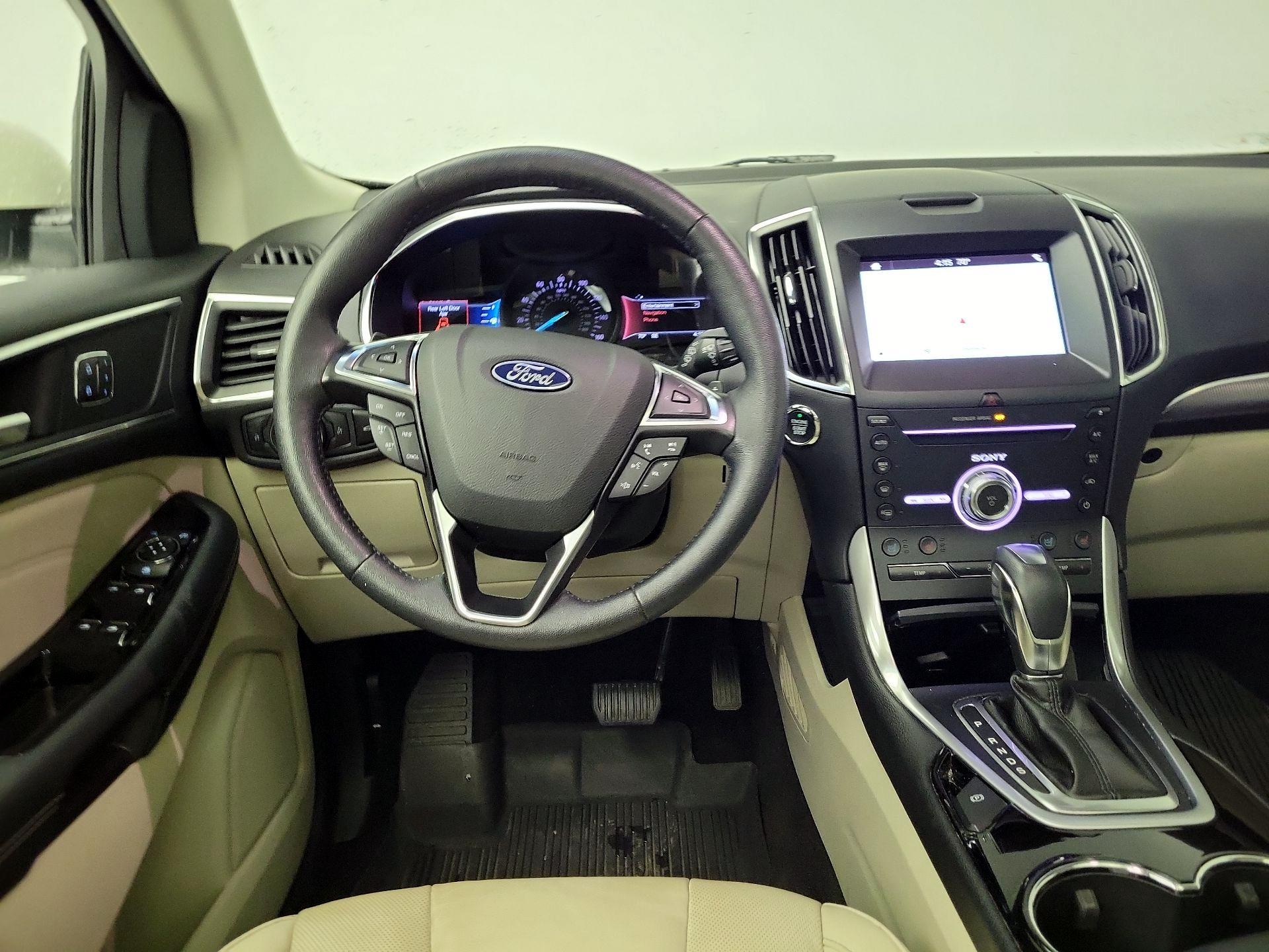 Thumbnail: 2018 Ford Edge - 10