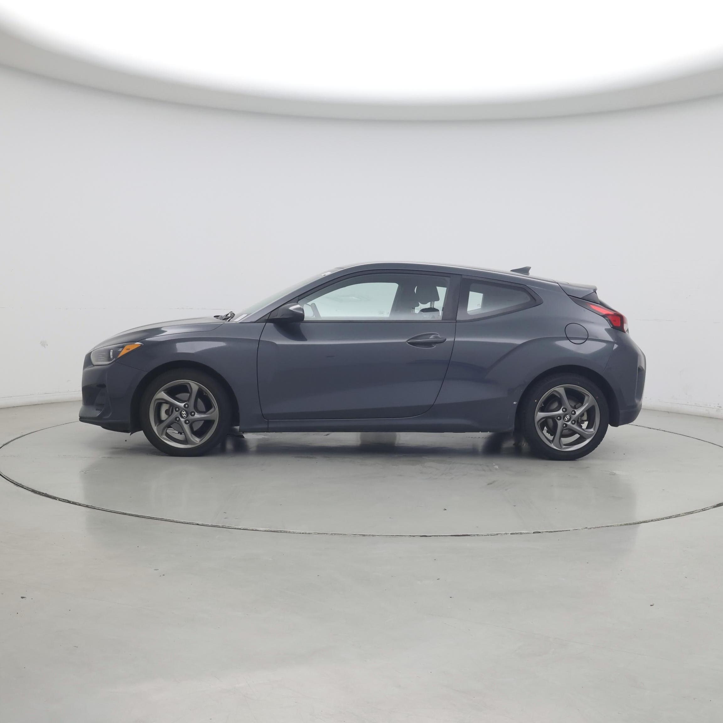 Thumbnail: 2019 Hyundai Veloster - 3
