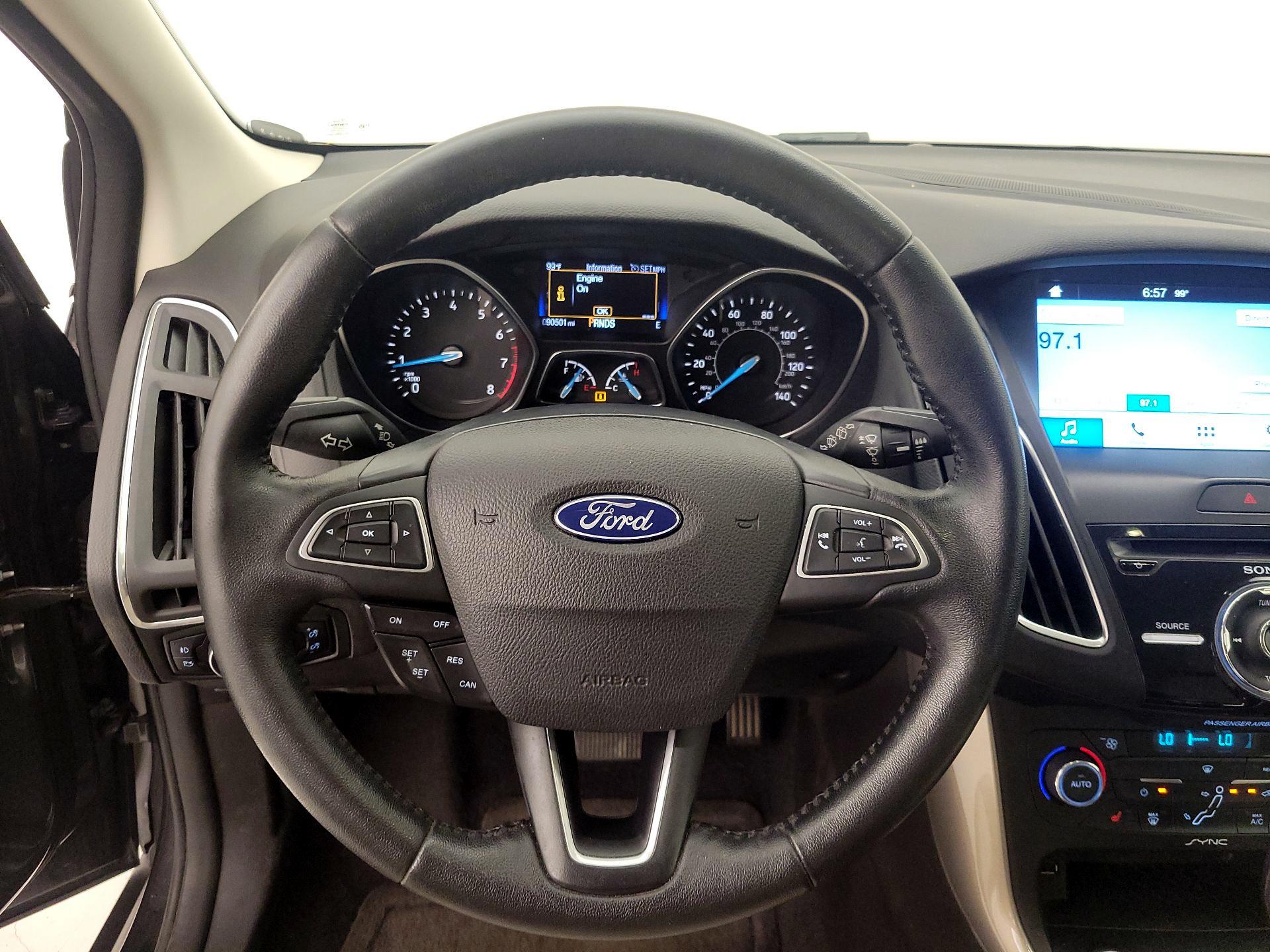 Thumbnail: 2016 Ford Focus - 10