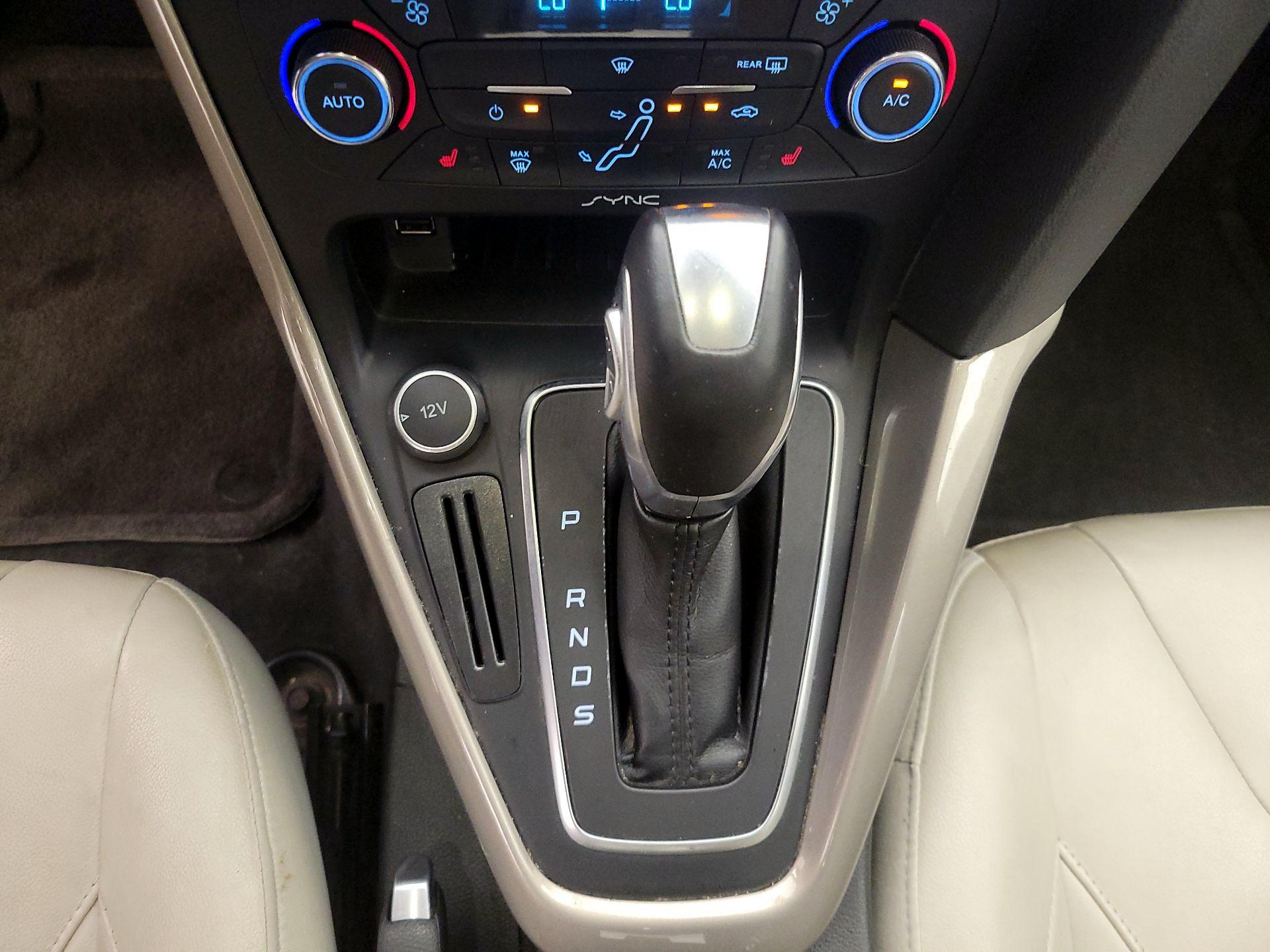 Thumbnail: 2016 Ford Focus - 17