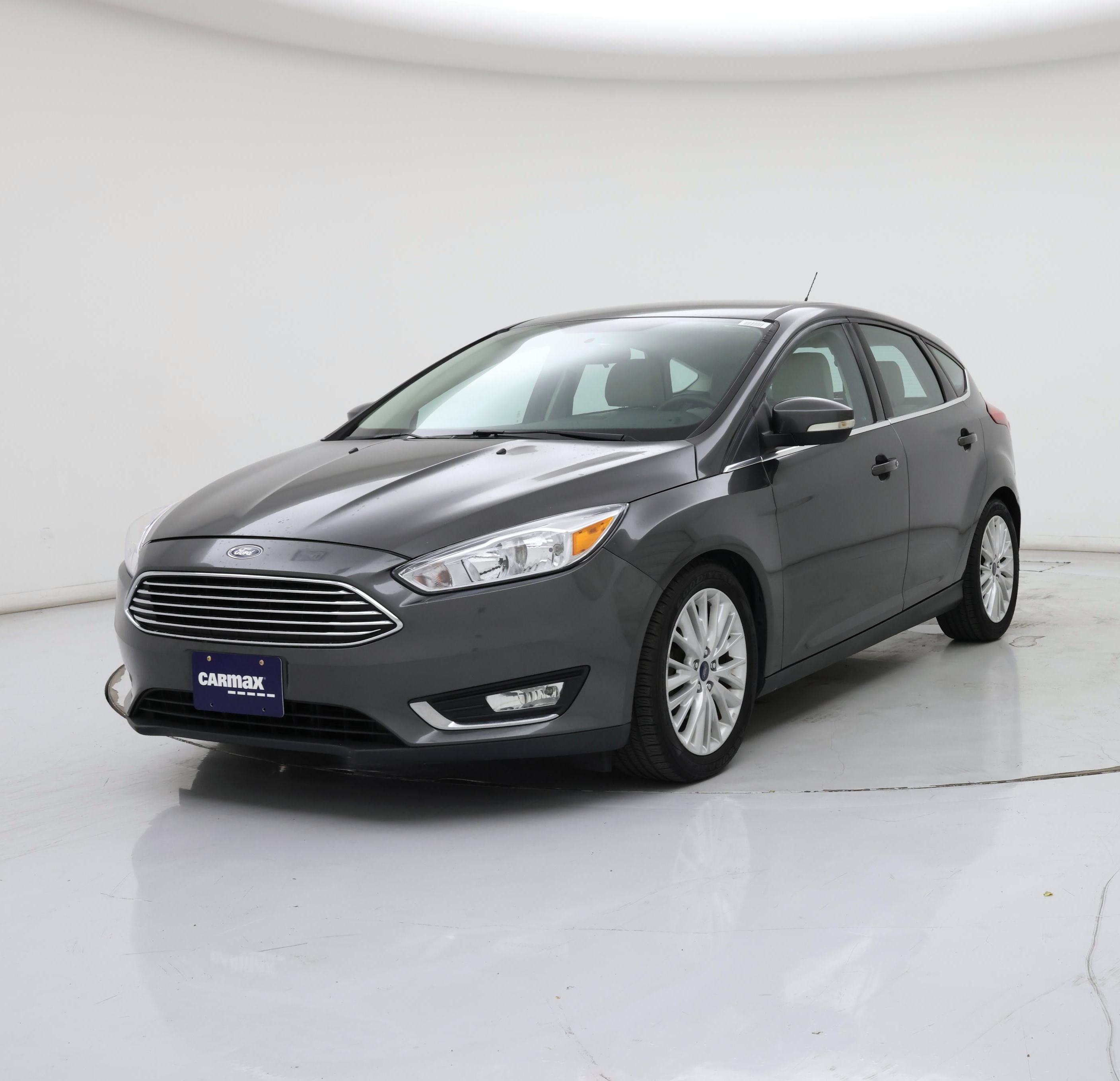 Thumbnail: 2016 Ford Focus - 4