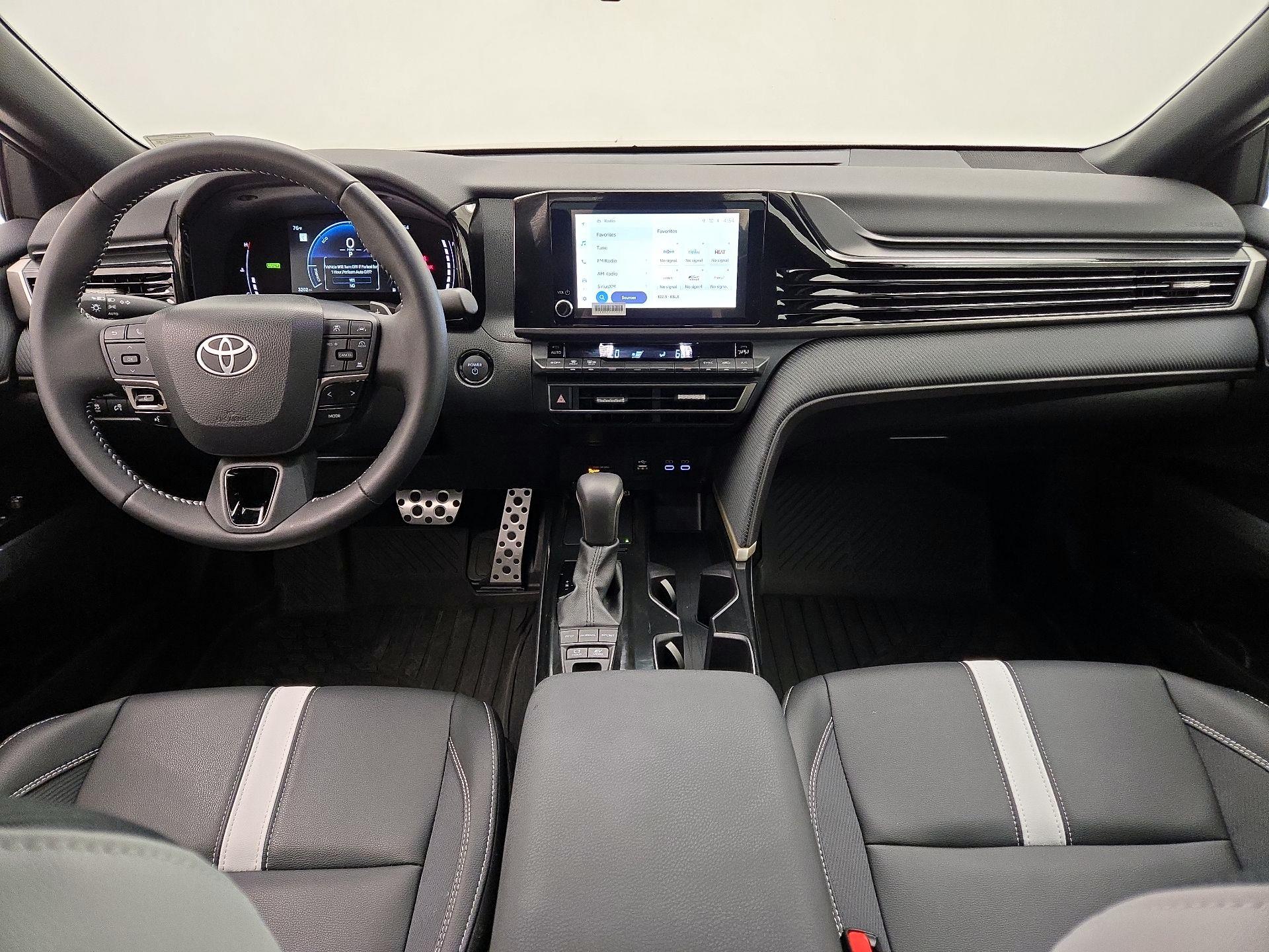 Thumbnail: 2025 Toyota Camry - 9