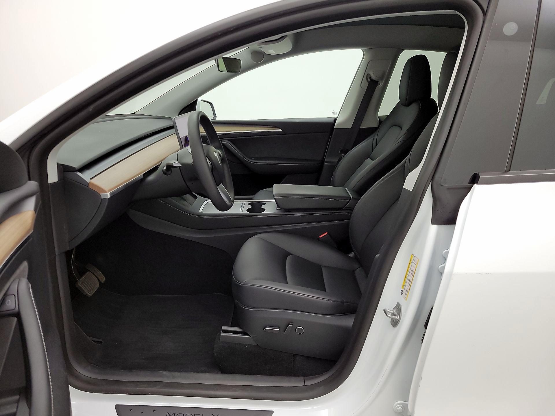 Thumbnail: 2023 Tesla Model Y - 11