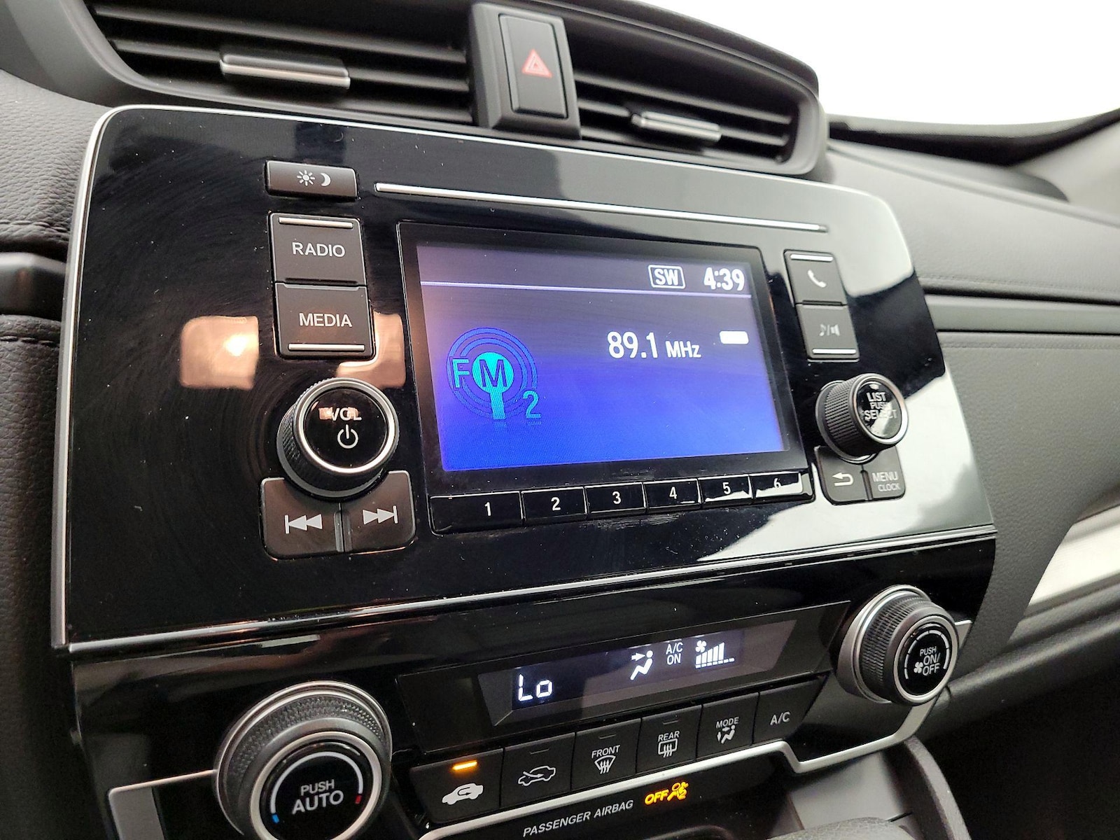 2019 Honda CR-V LX - Photo 16