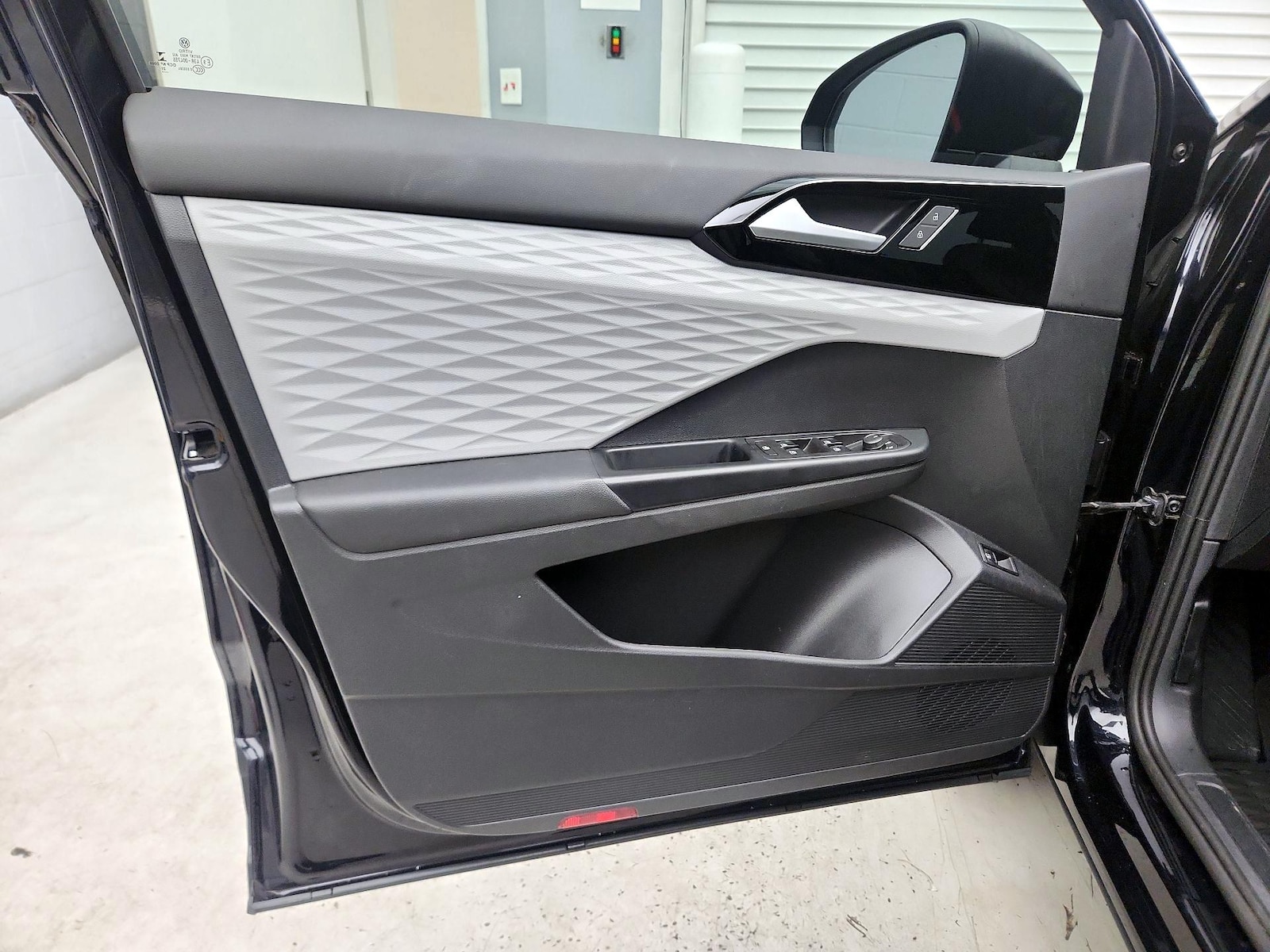 2022 Volkswagen Taos S - Photo 13