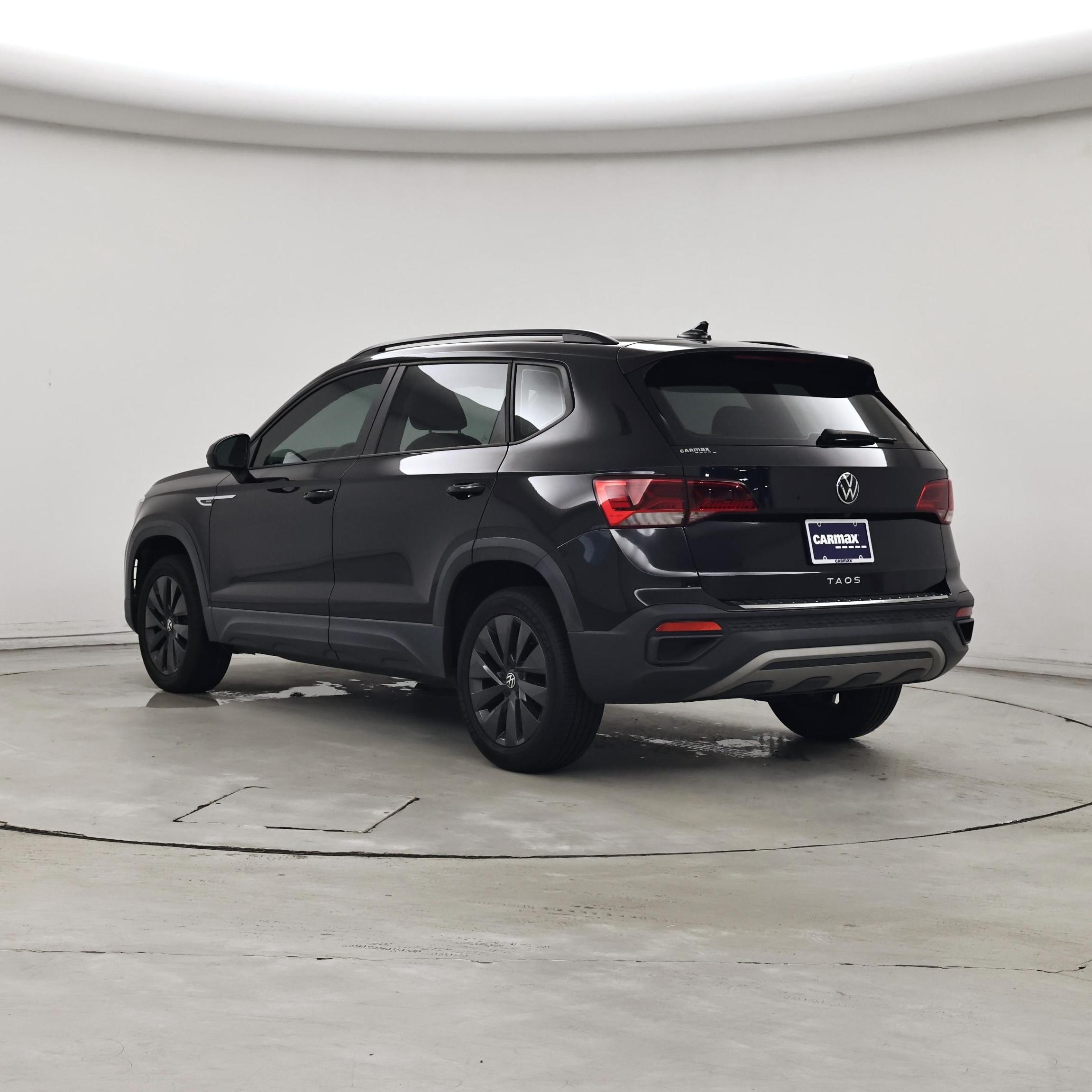 Thumbnail: 2022 Volkswagen Taos - 2