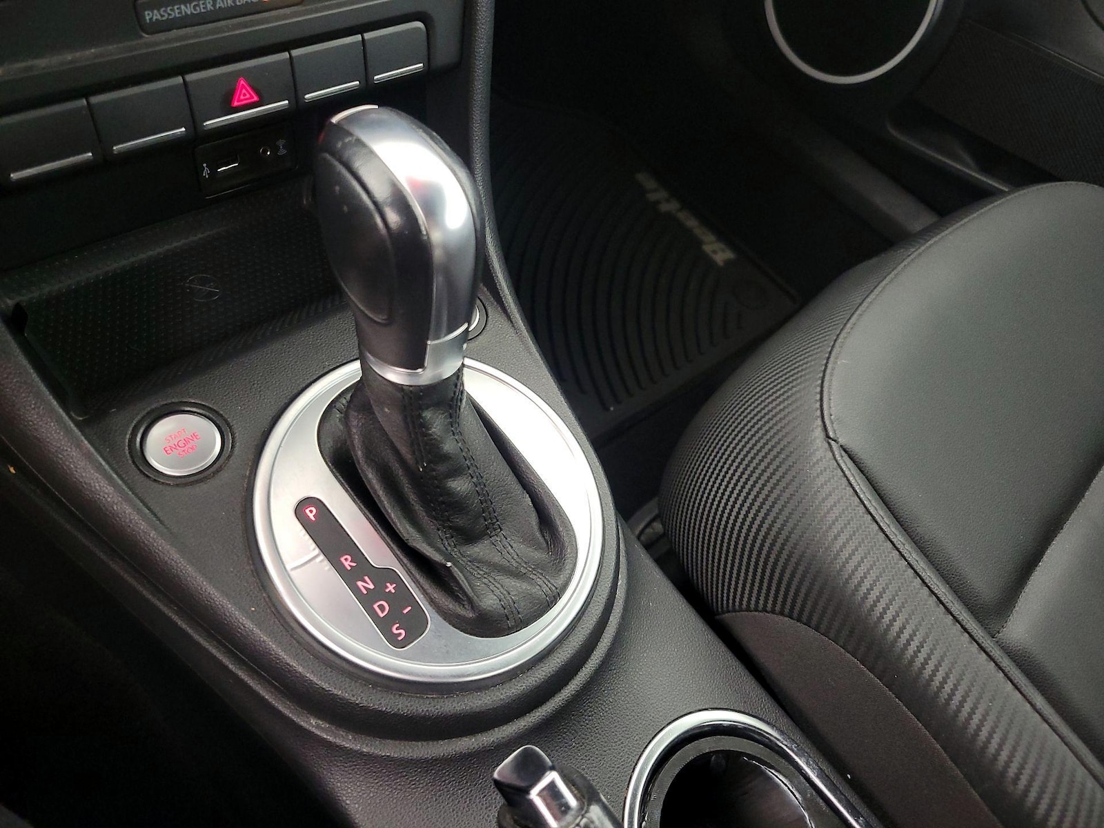 2016 Volkswagen Beetle SE - Photo 18