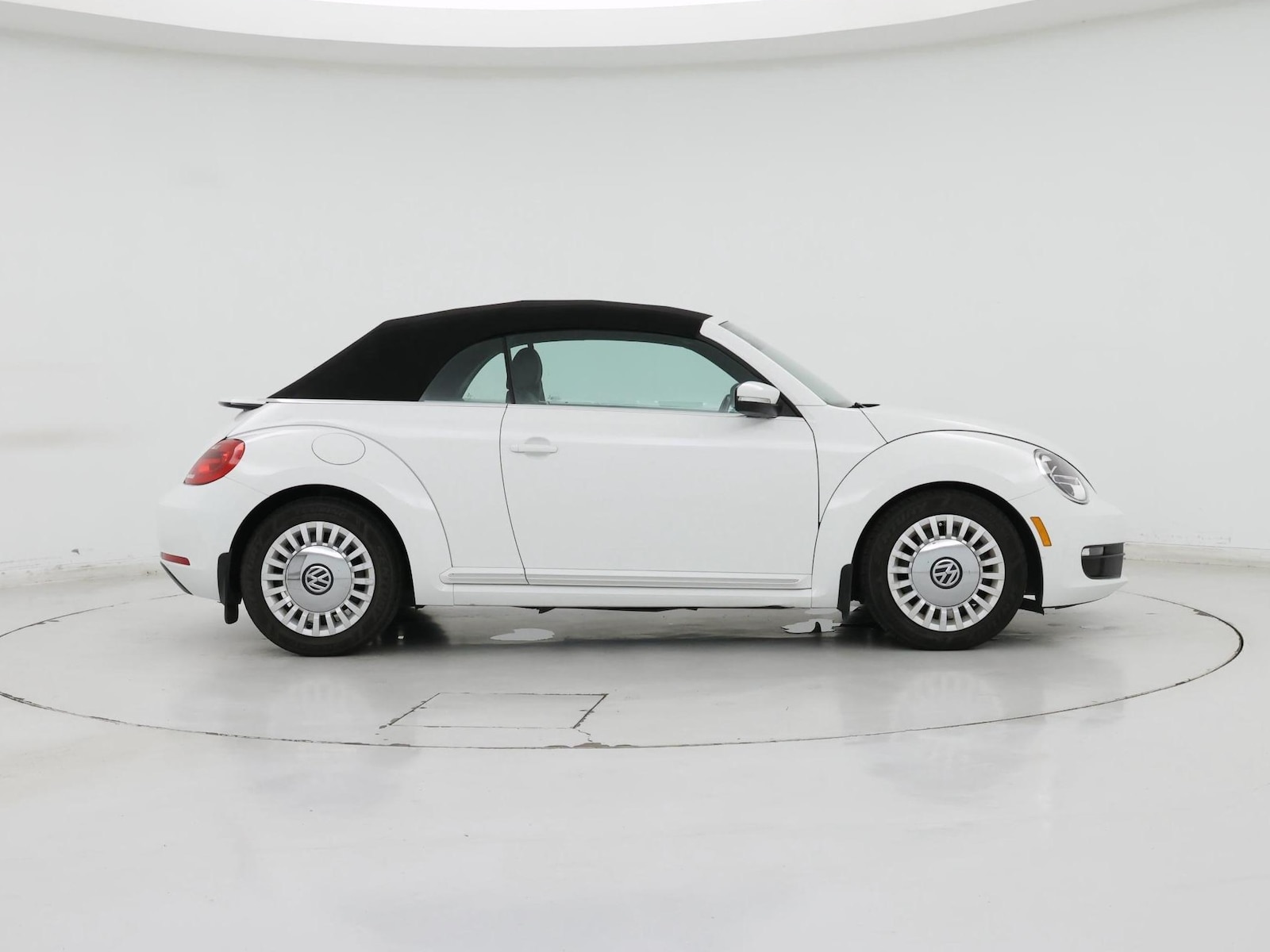 2016 Volkswagen Beetle SE - Photo 8