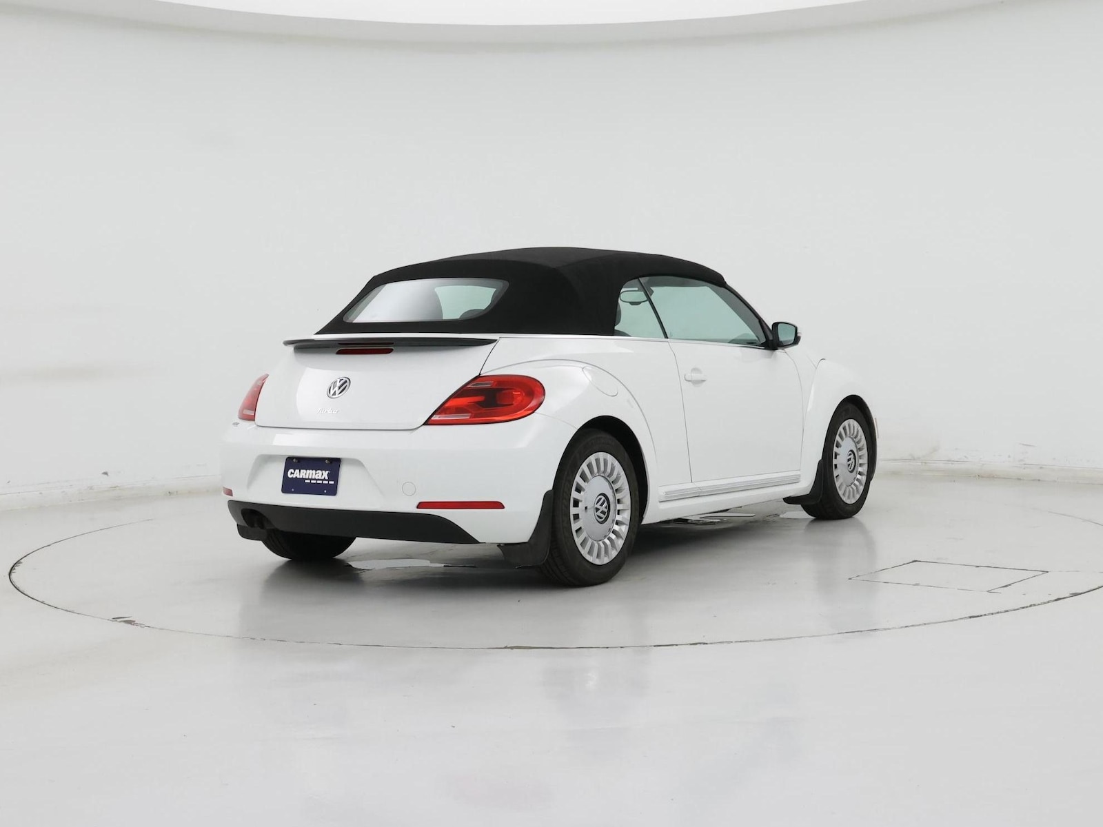 2016 Volkswagen Beetle SE - Photo 9