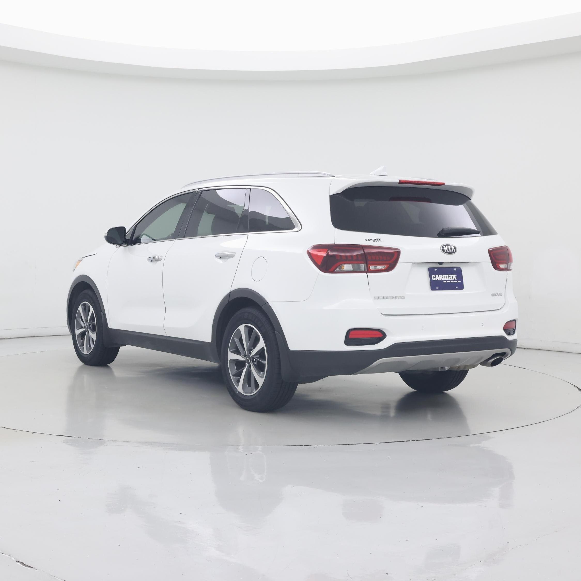 Thumbnail: 2019 Kia Sorento - 2