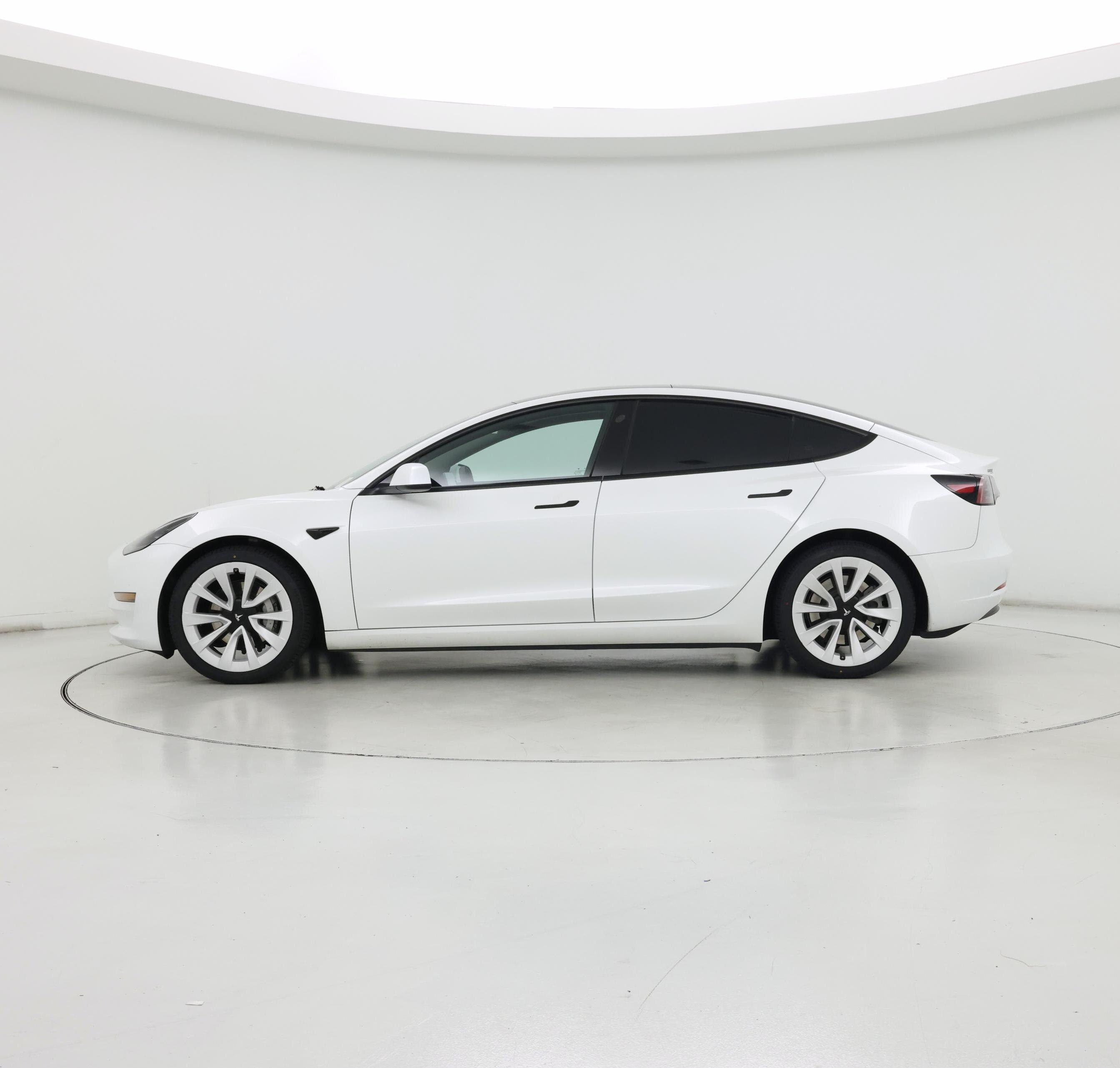 Thumbnail: 2023 Tesla Model 3 - 3
