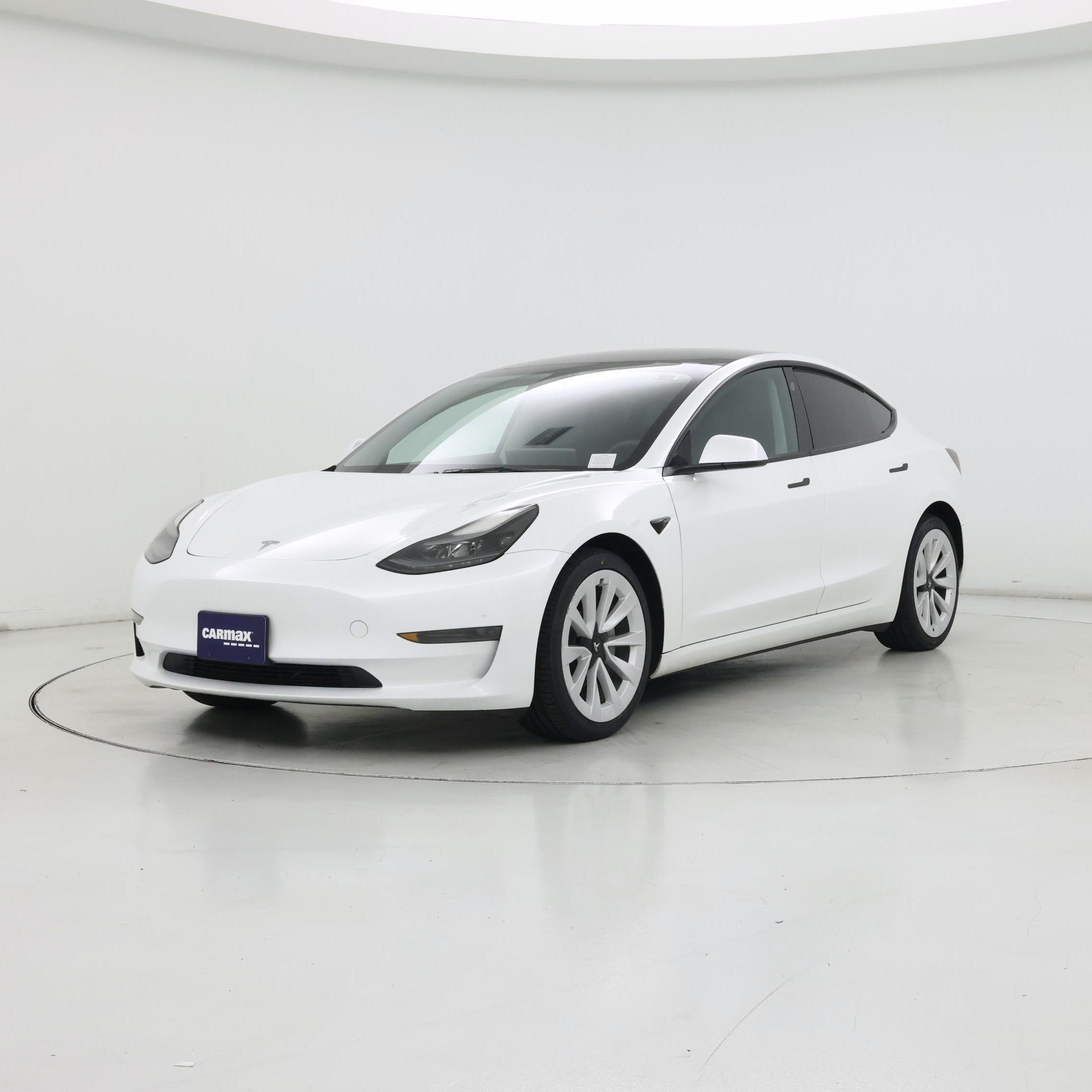Thumbnail: 2023 Tesla Model 3 - 4