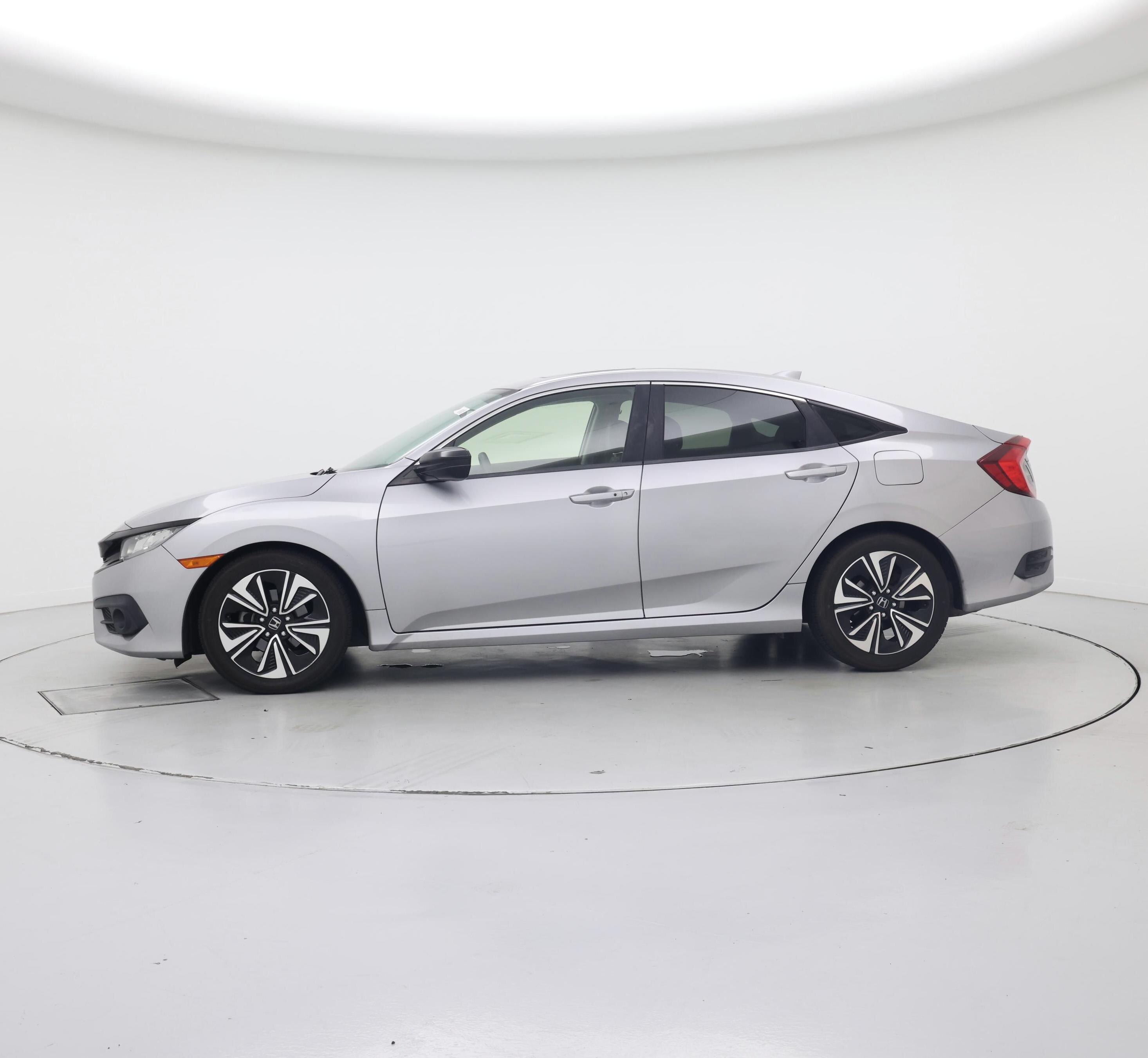 Thumbnail: 2018 Honda Civic - 3