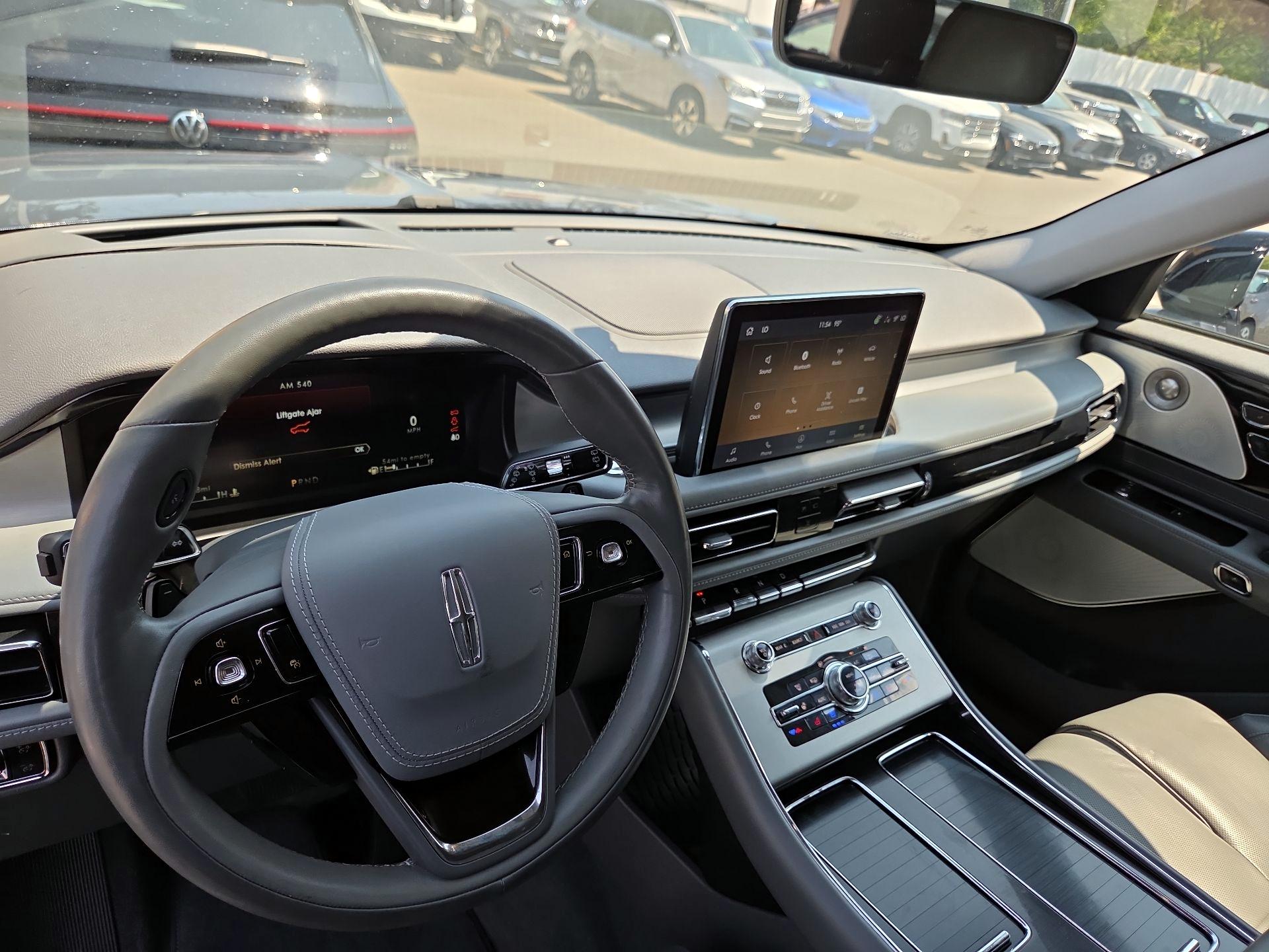 Thumbnail: 2021 Lincoln Aviator - 9