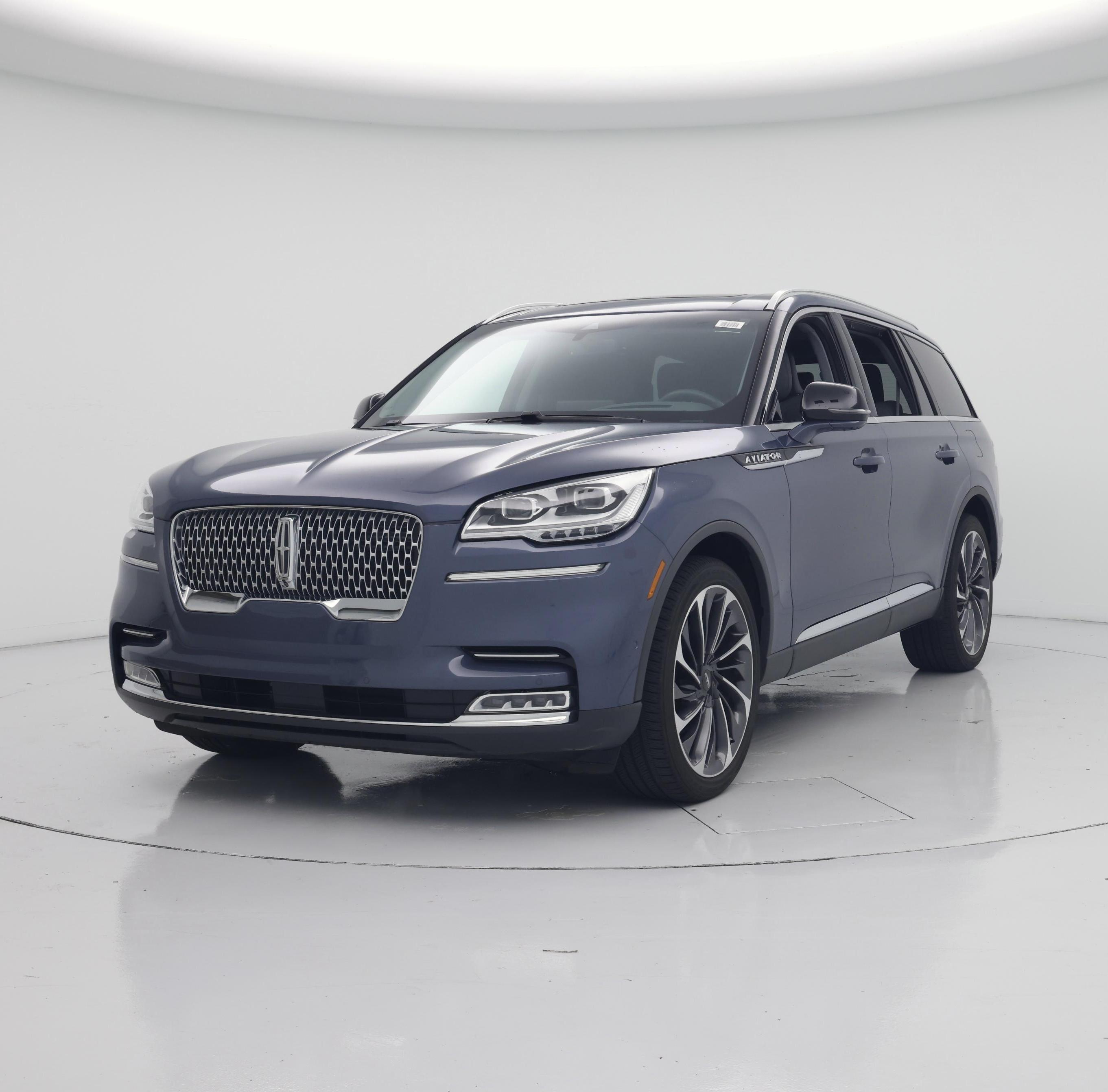Thumbnail: 2021 Lincoln Aviator - 4