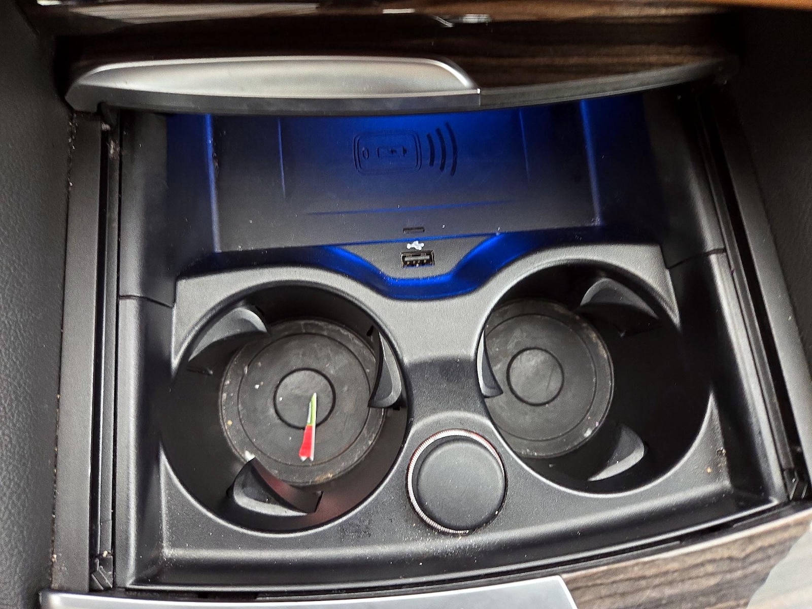 2023 BMW 5 Series 530e - Photo 20