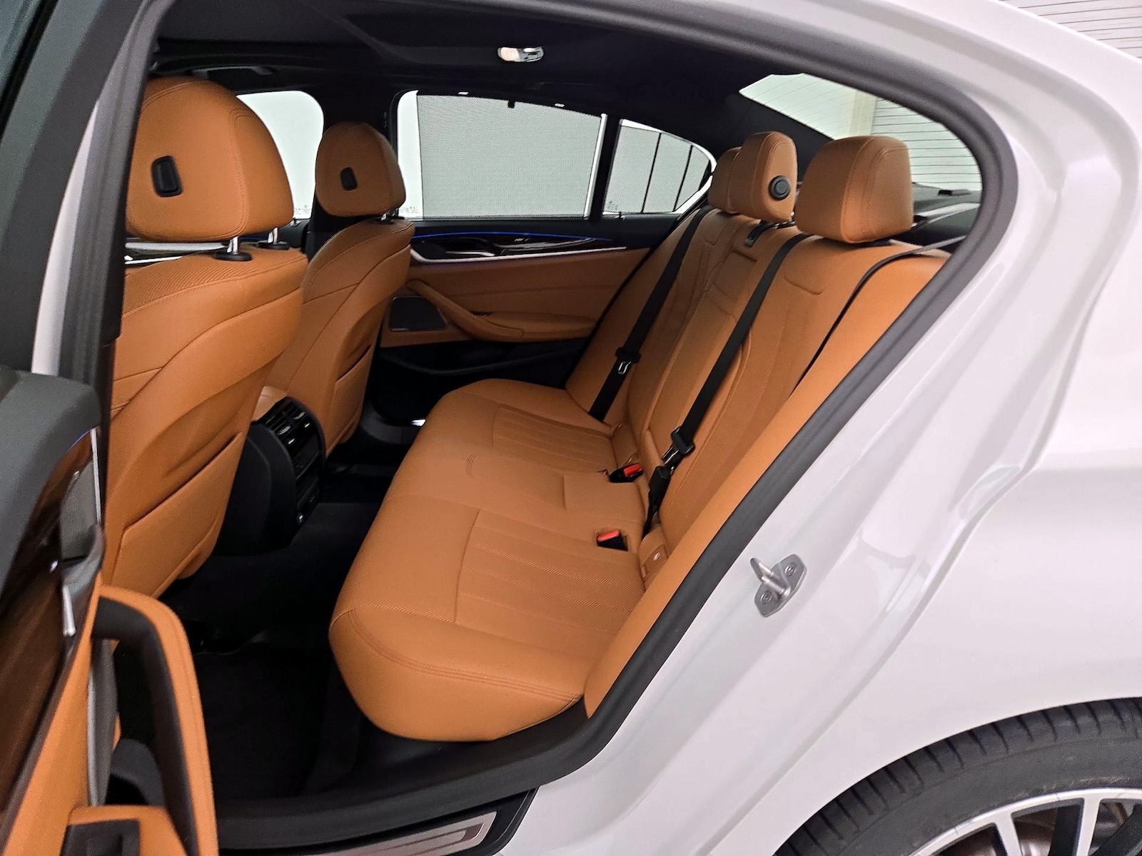 2023 BMW 5 Series 530e - Photo 22