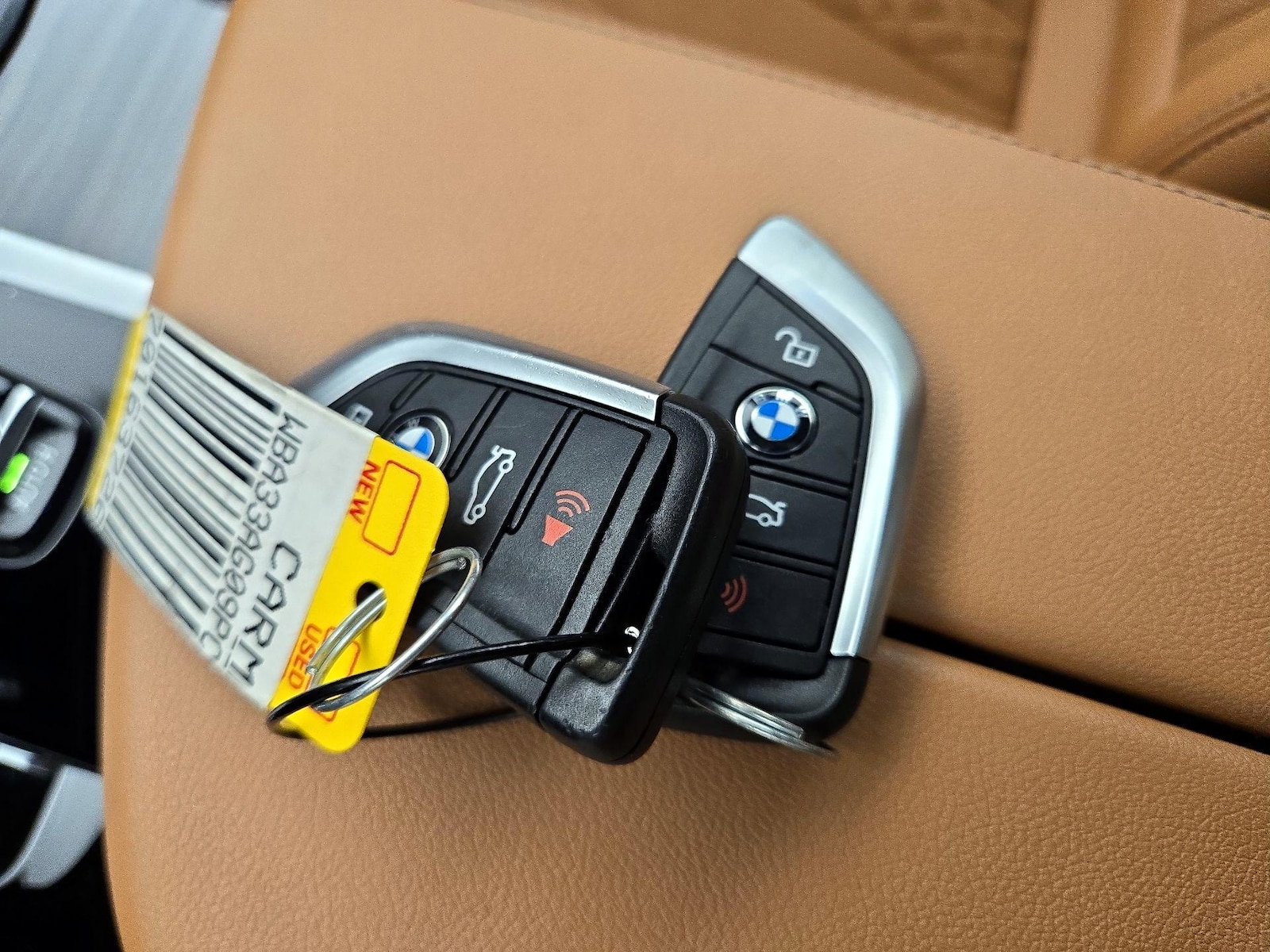 2023 BMW 5 Series 530e - Photo 25