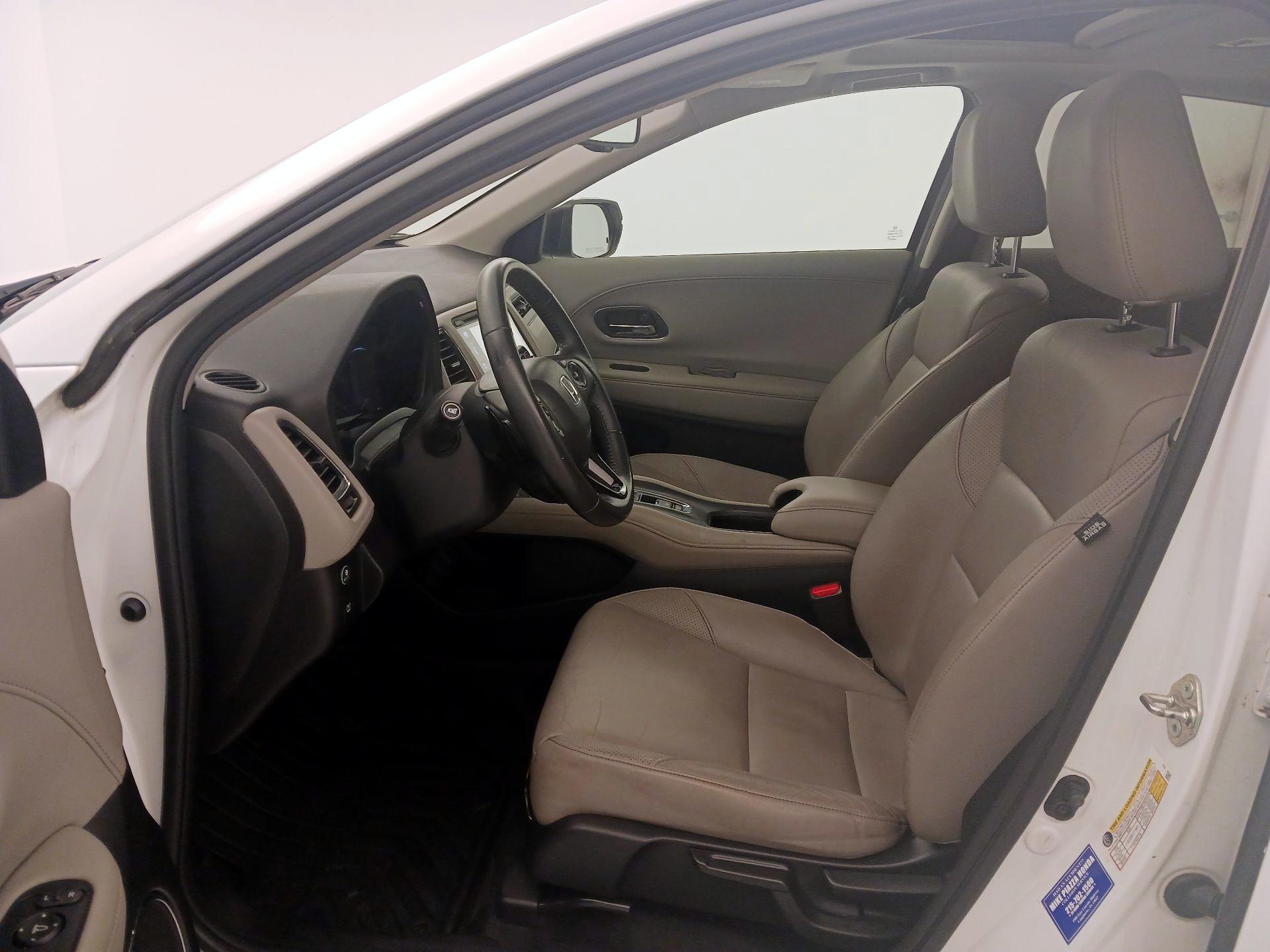 Thumbnail: 2017 Honda HR-V - 11