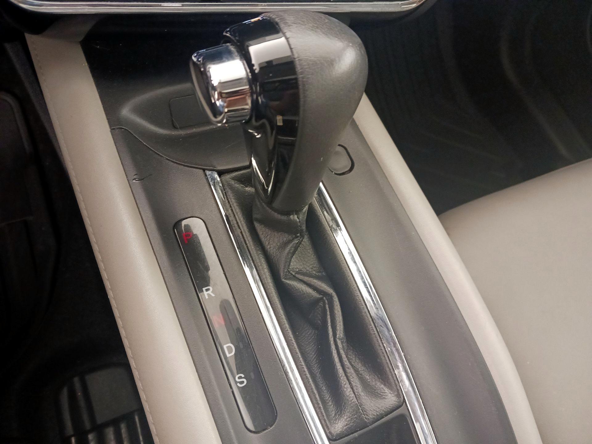 Thumbnail: 2017 Honda HR-V - 18