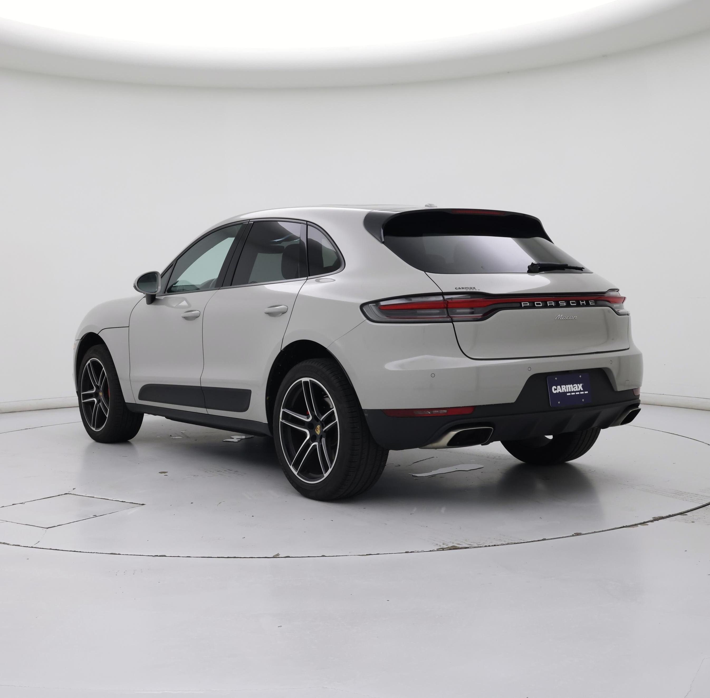 Thumbnail: 2021 Porsche Macan - 2