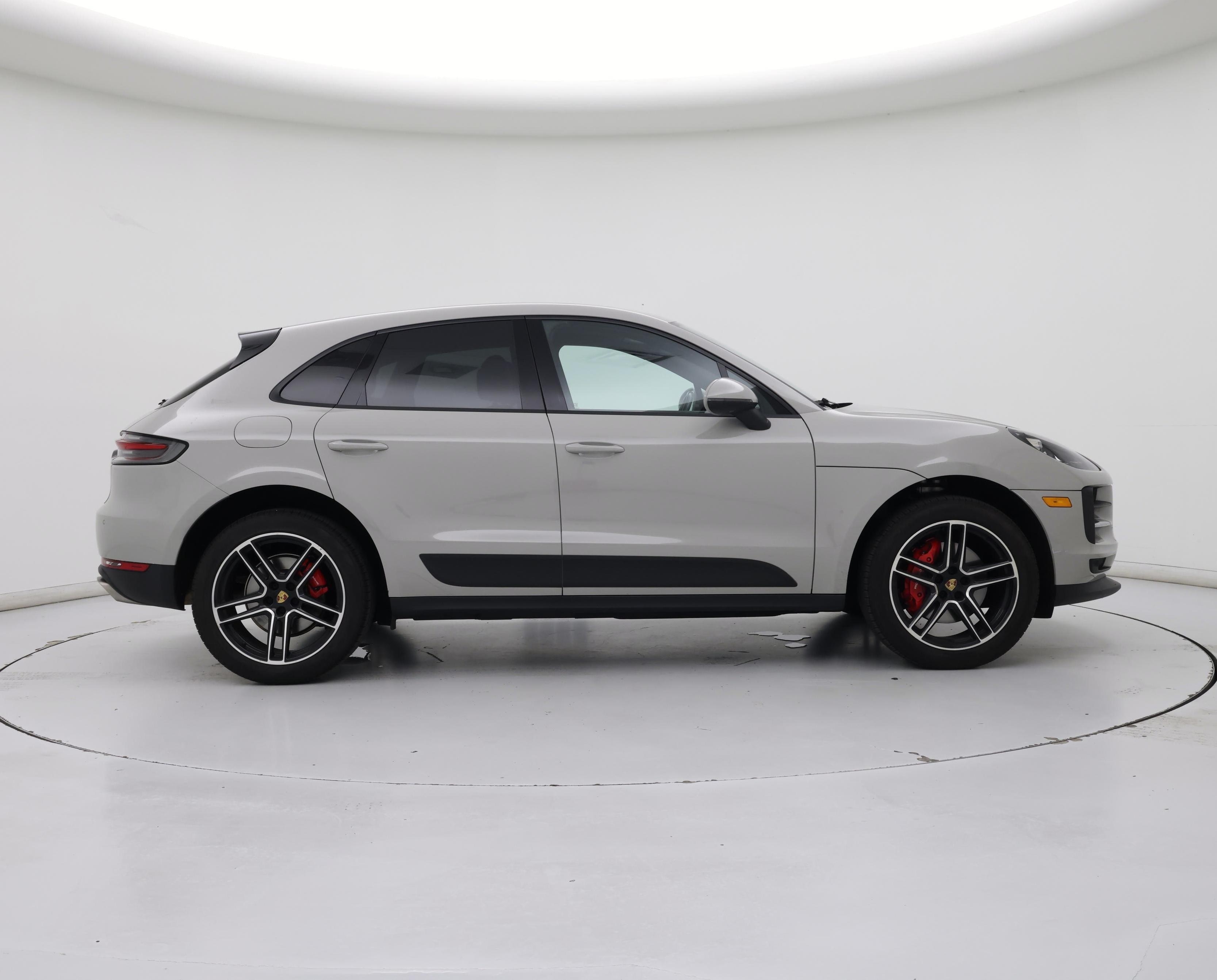 Thumbnail: 2021 Porsche Macan - 7