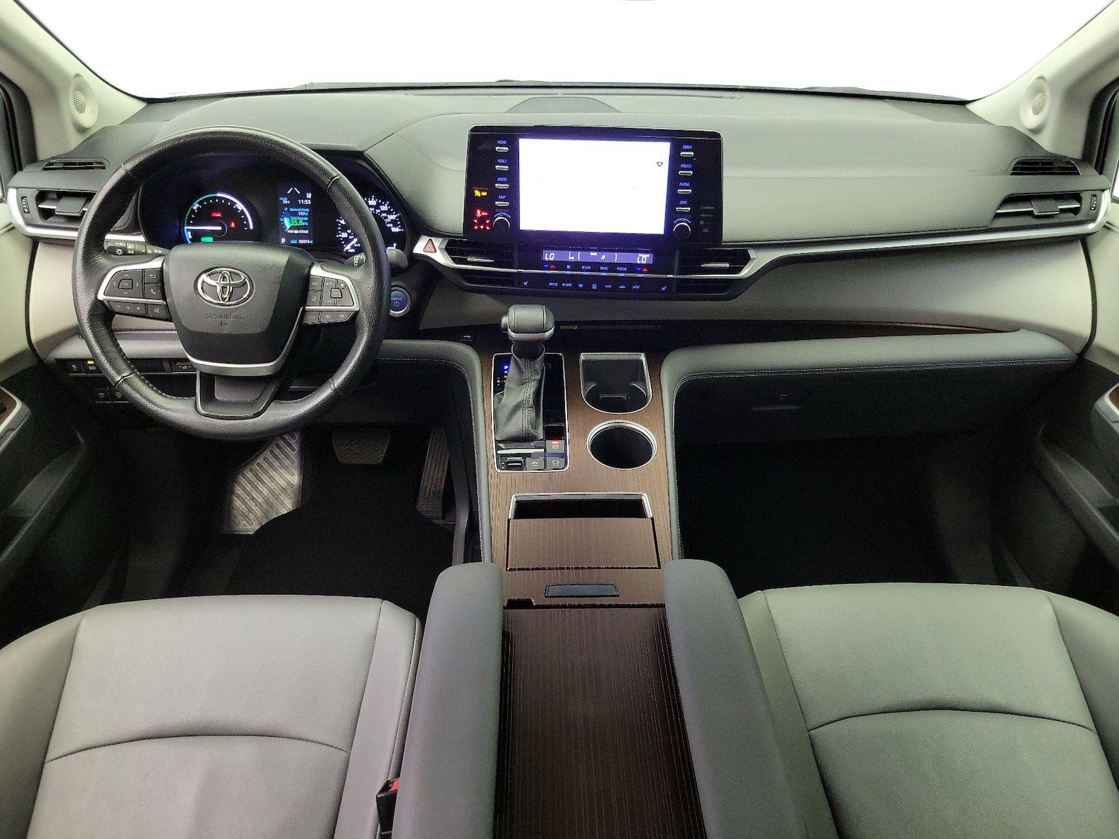 2024 Toyota Sienna XLE - Photo 10