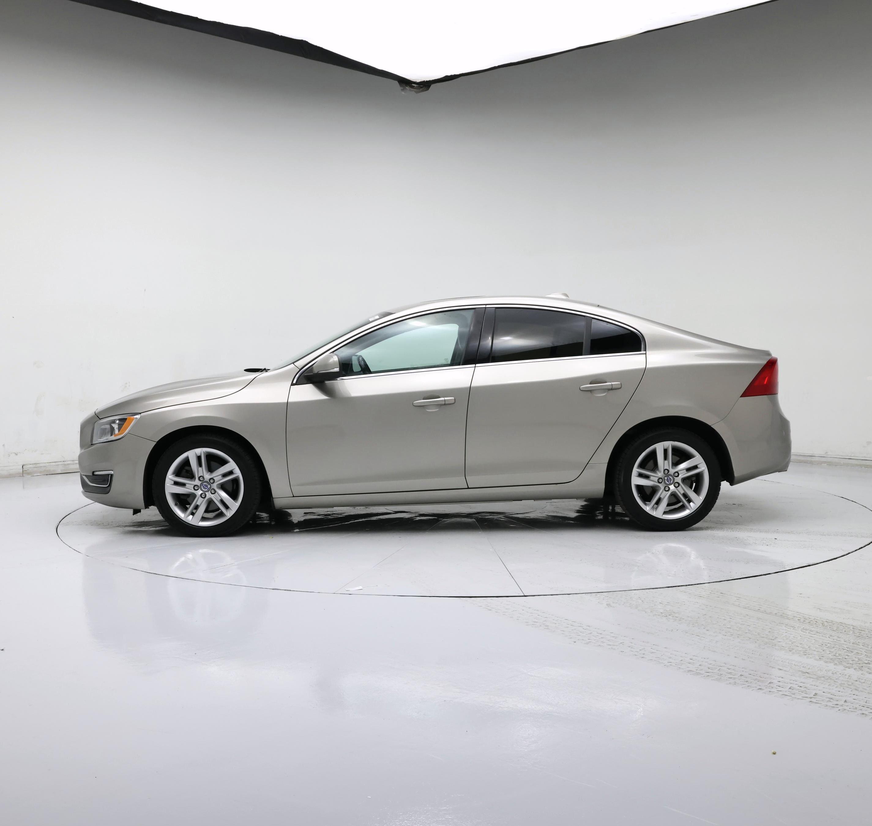 Thumbnail: 2015 Volvo S60 - 3