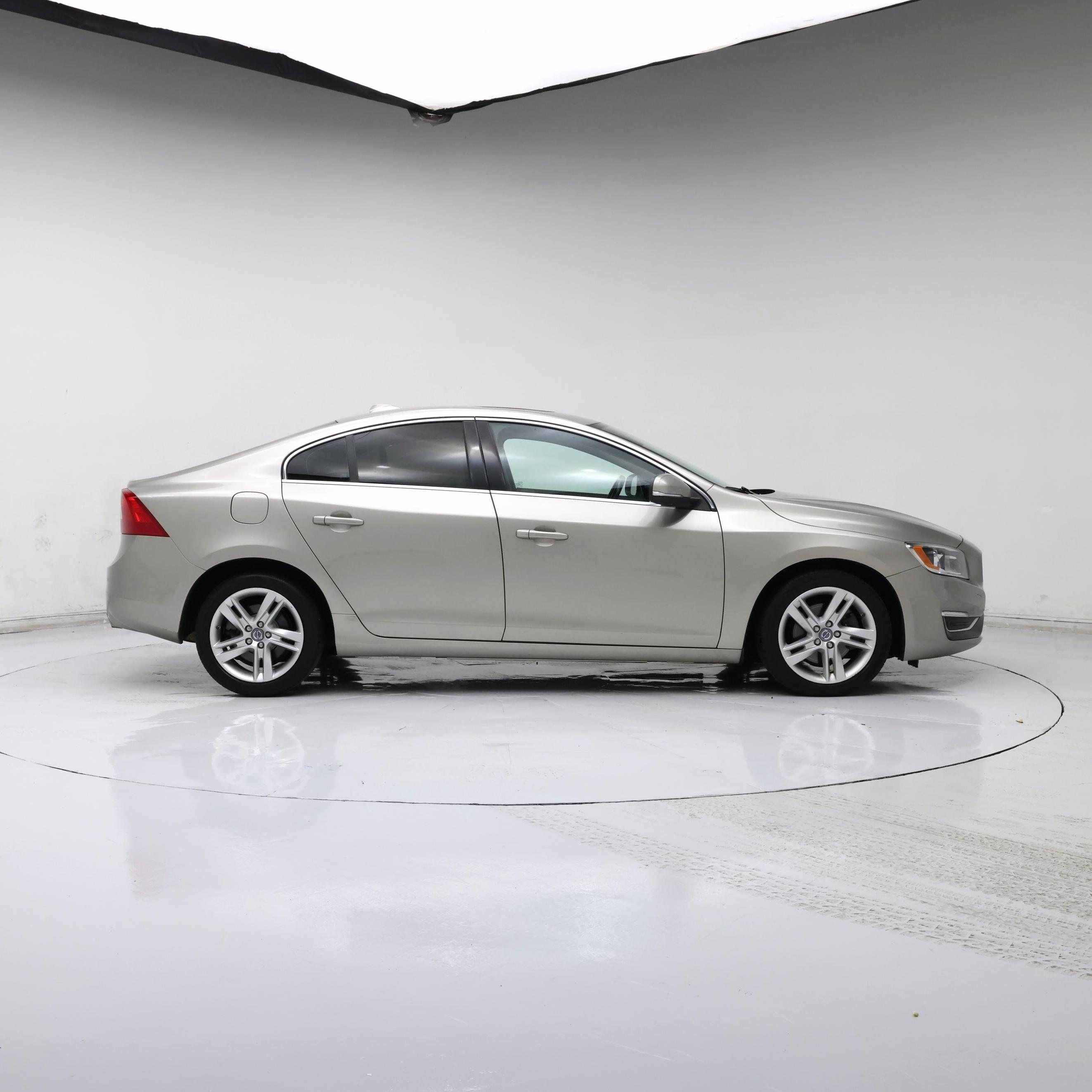 Thumbnail: 2015 Volvo S60 - 7