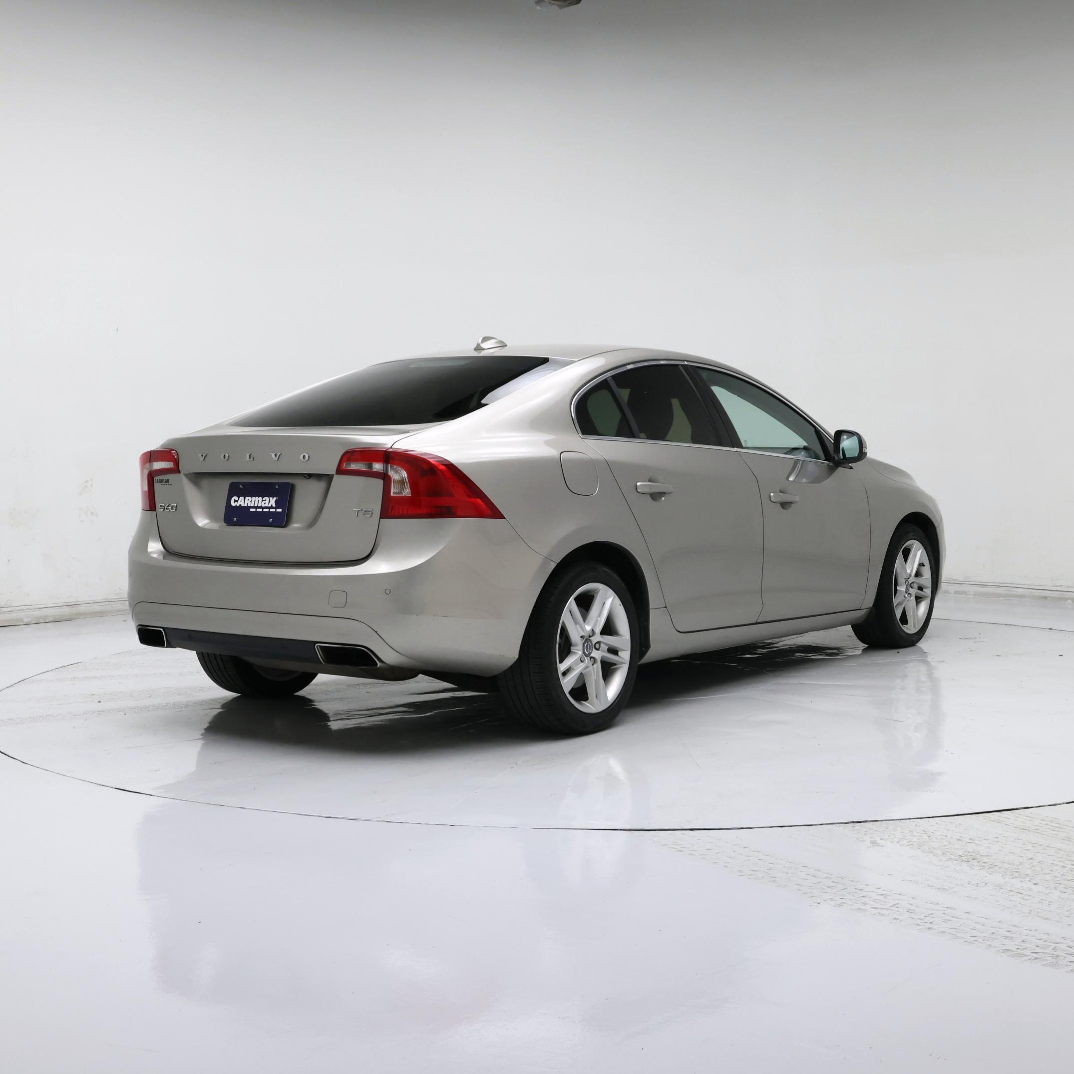 Thumbnail: 2015 Volvo S60 - 8