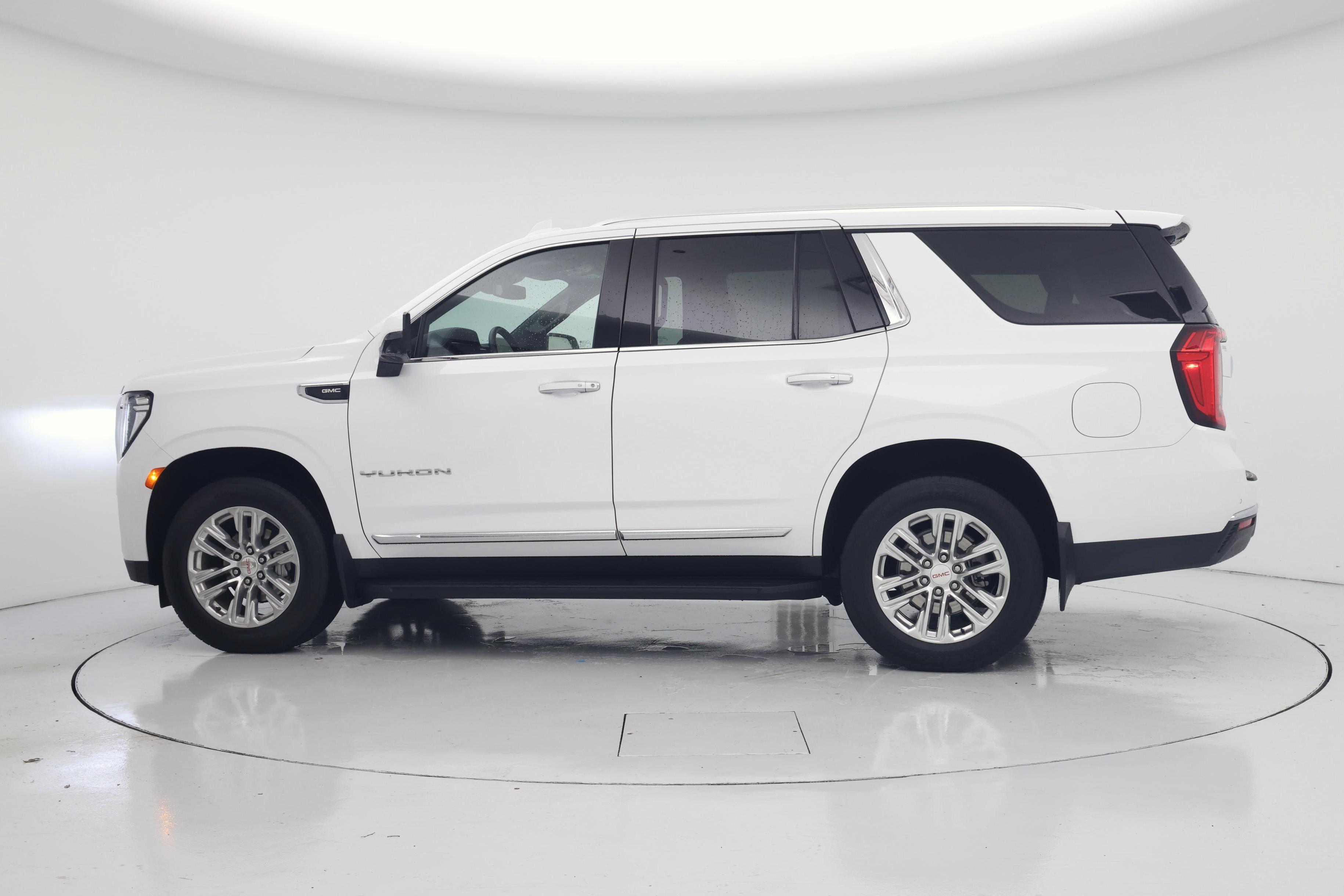 Thumbnail: 2023 GMC Yukon - 3