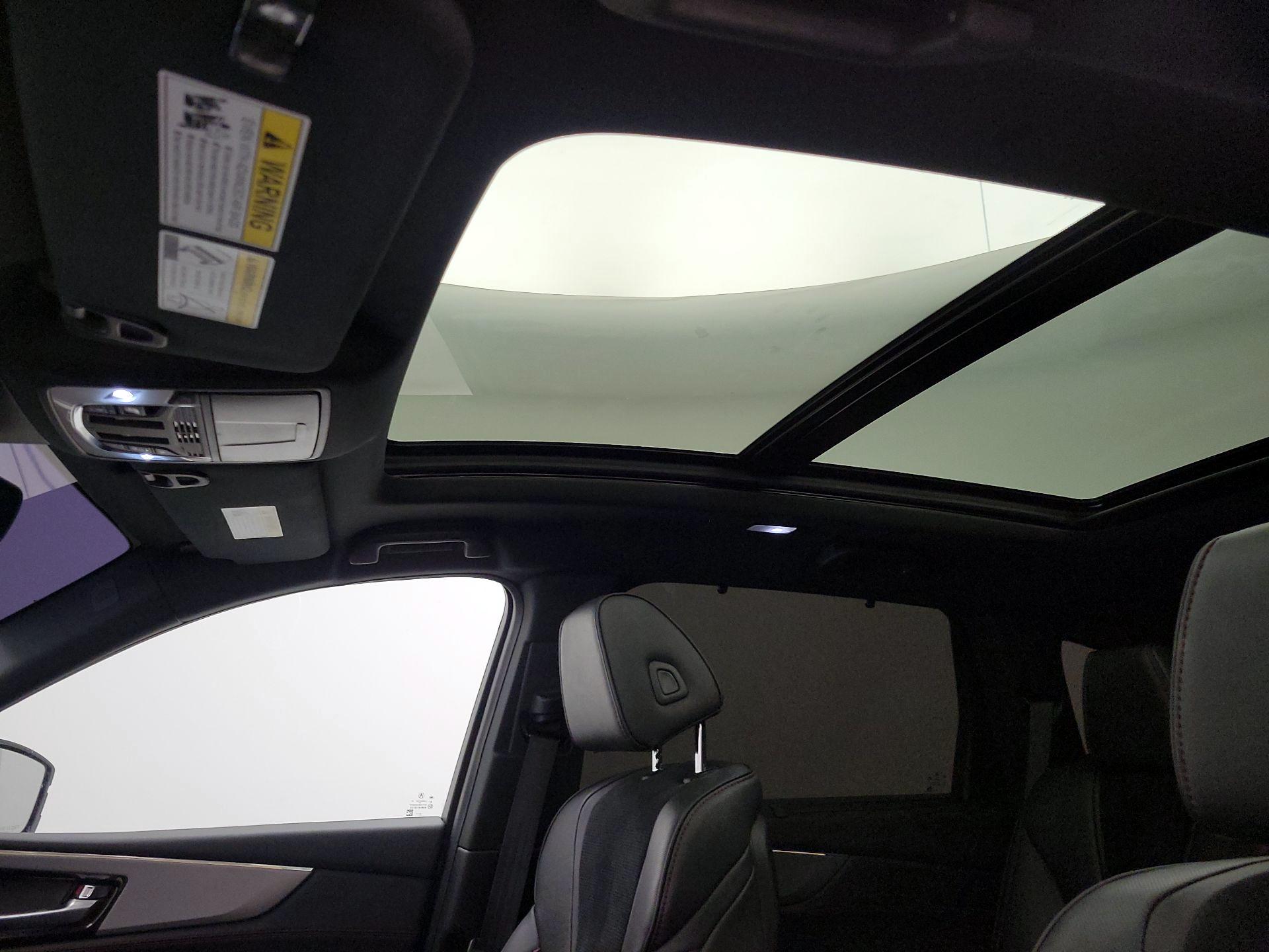 Thumbnail: 2022 Acura MDX - 18
