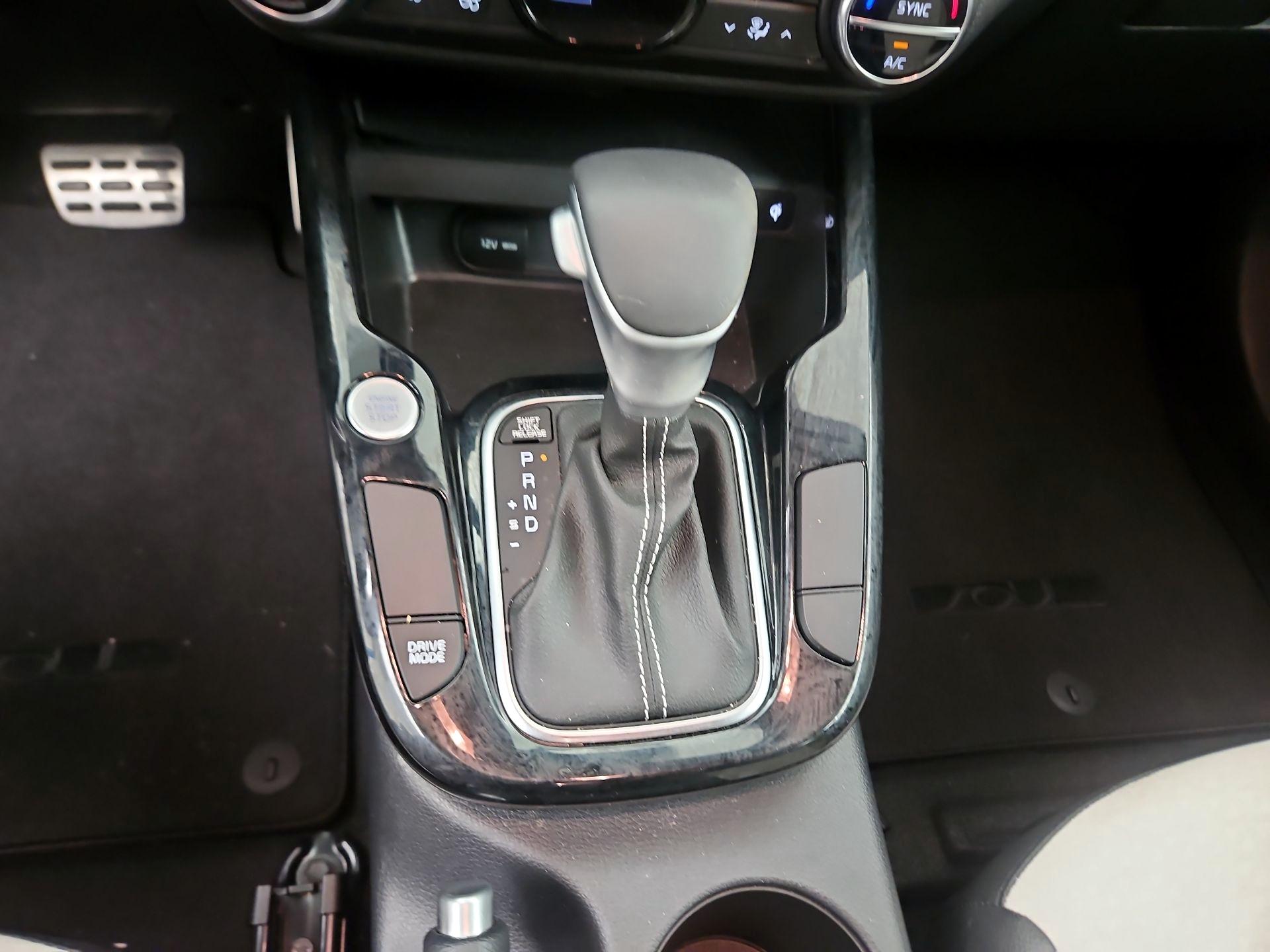 Thumbnail: 2024 Kia Soul - 16
