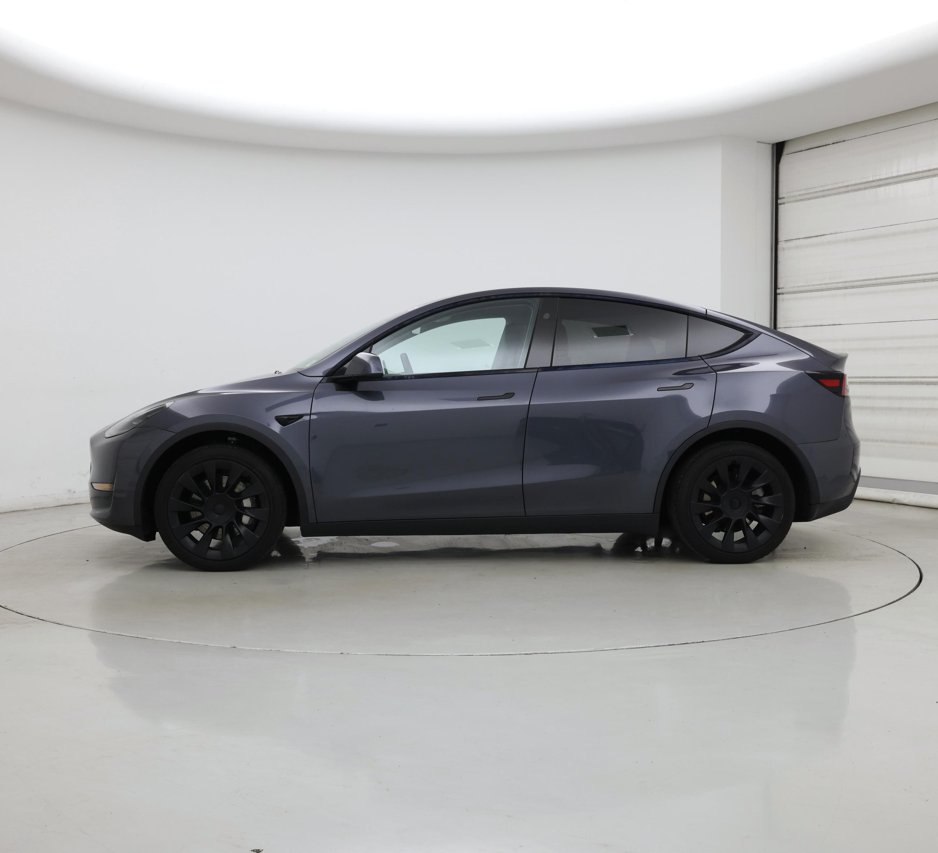 Thumbnail: 2023 Tesla Model Y - 3