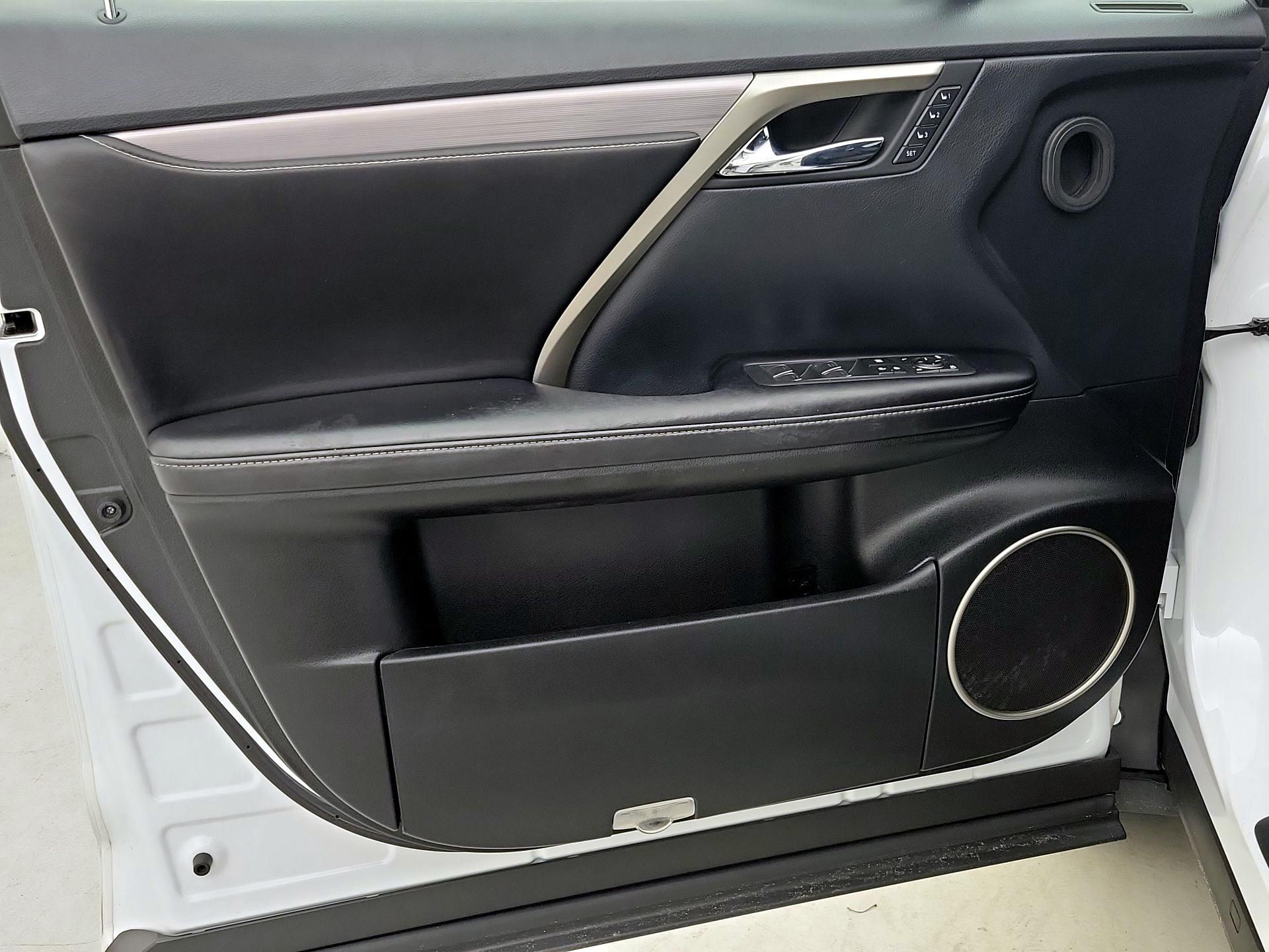 Thumbnail: 2020 Lexus RX - 12