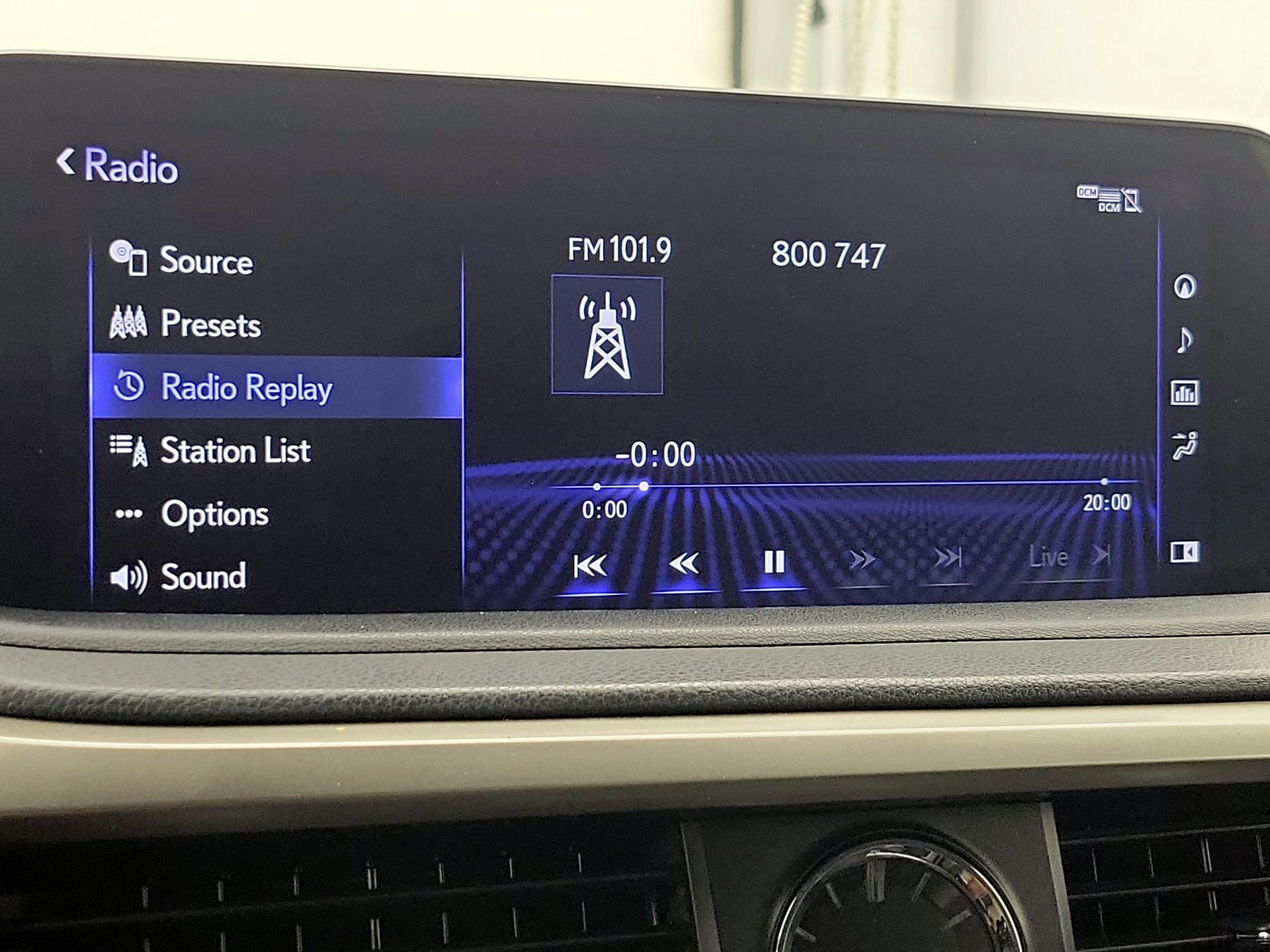 Thumbnail: 2020 Lexus RX - 16