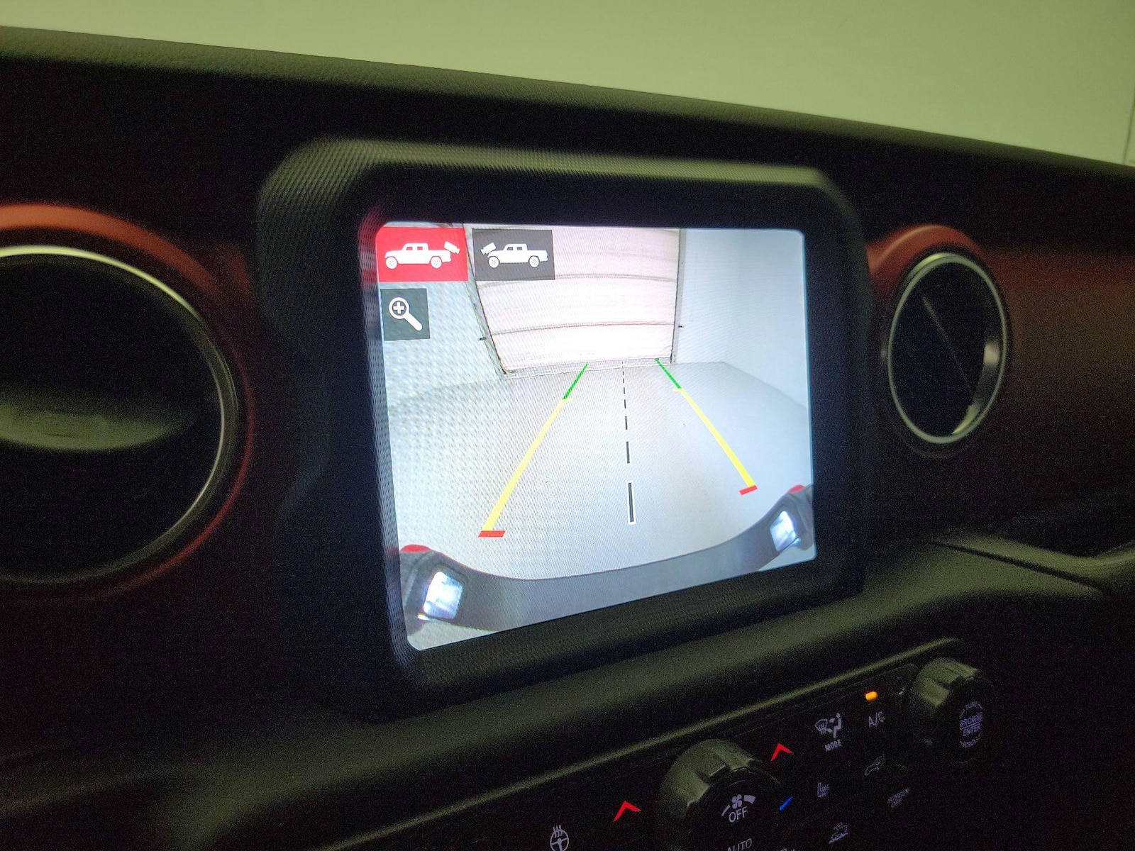 2020 Jeep Gladiator Rubicon - Photo 16