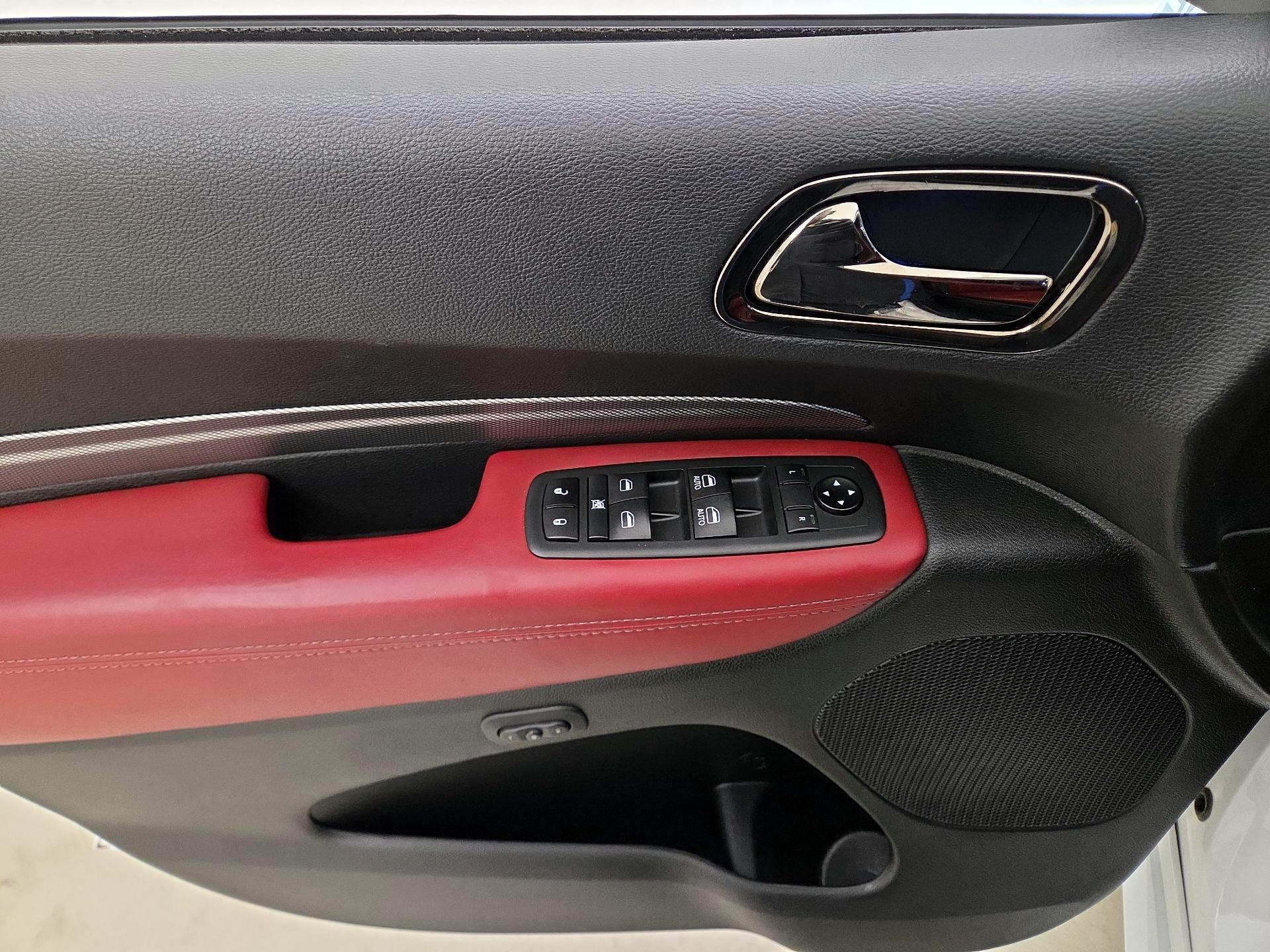 Thumbnail: 2020 Dodge Durango - 12