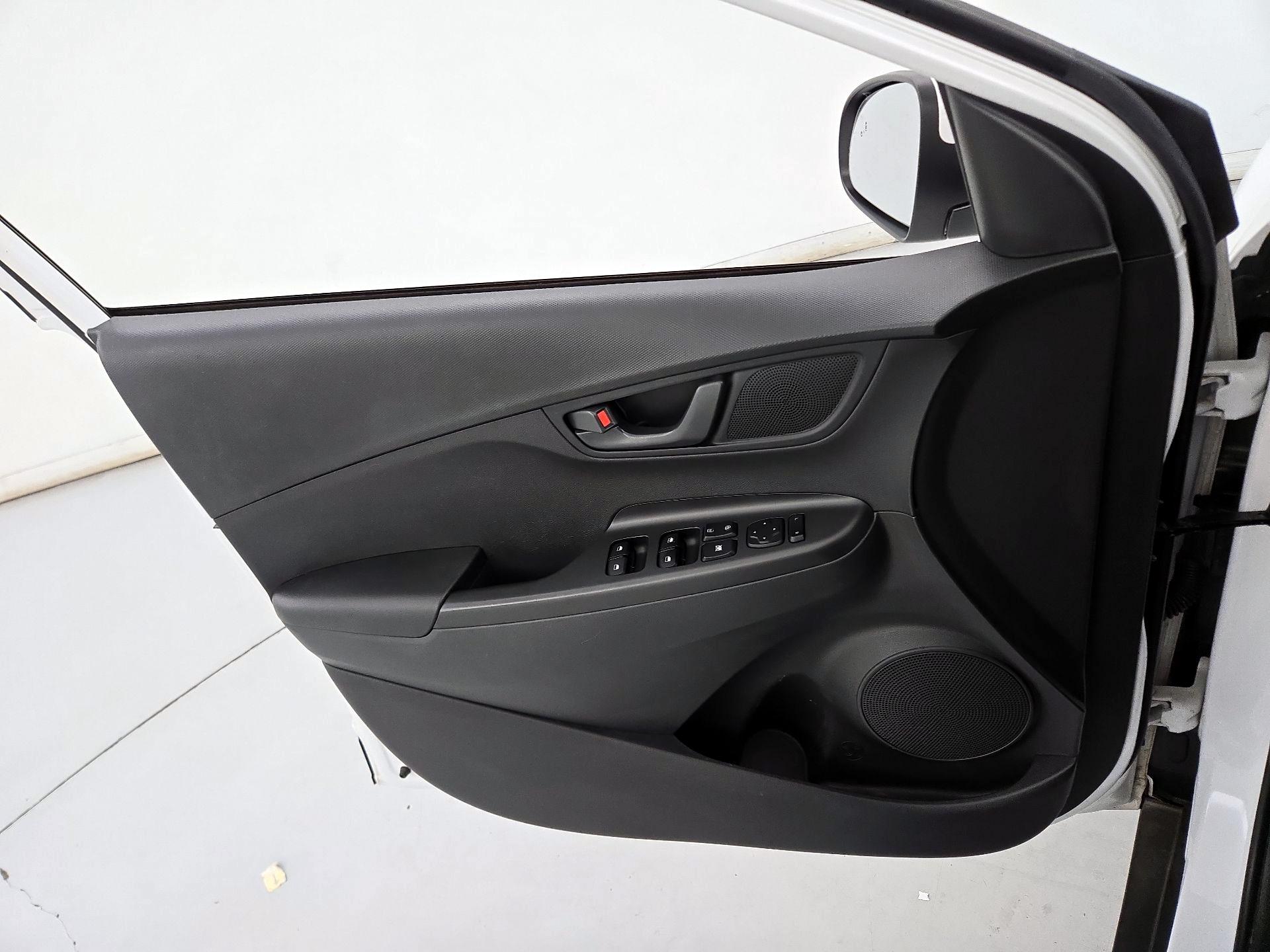 Thumbnail: 2023 Hyundai Kona - 12