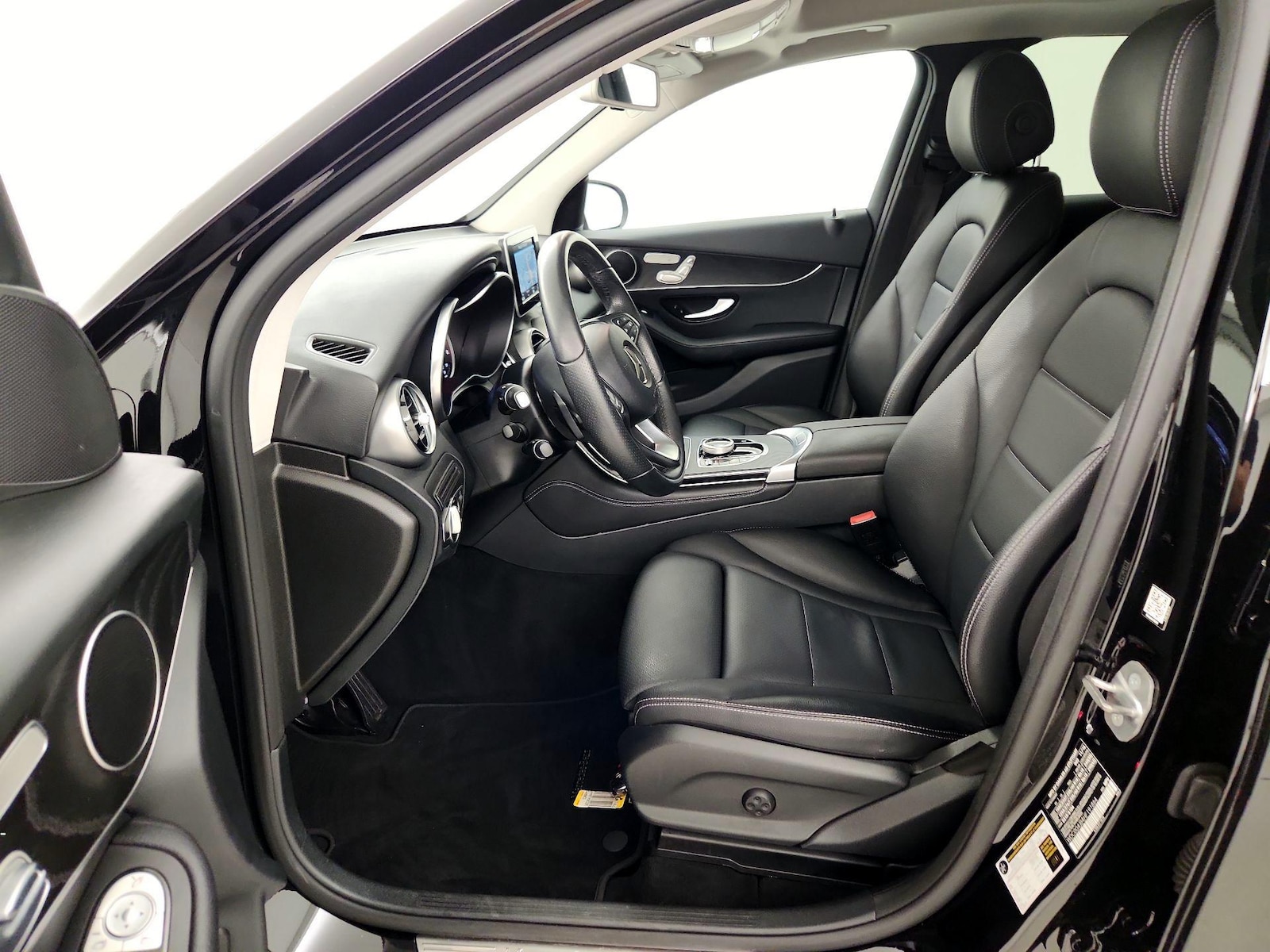 2017 Mercedes-Benz GLC GLC300 - Photo 12