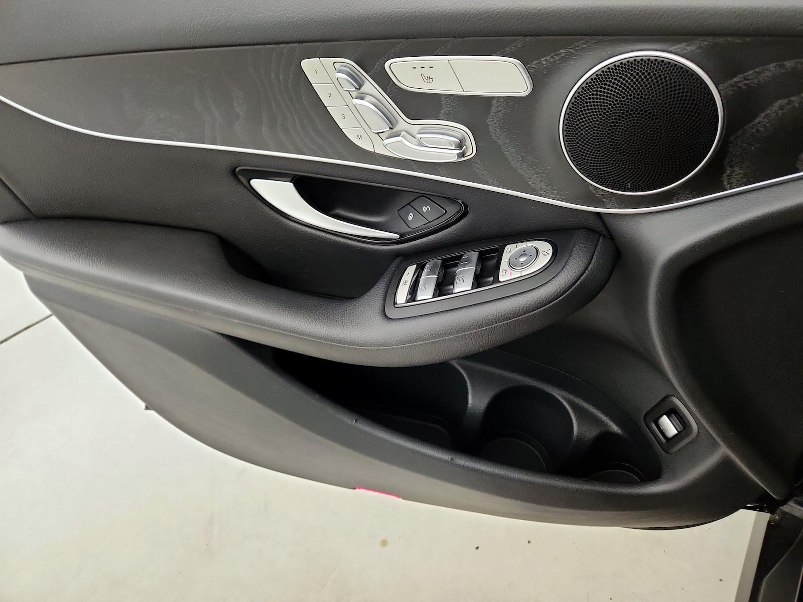 2017 Mercedes-Benz GLC GLC300 - Photo 13