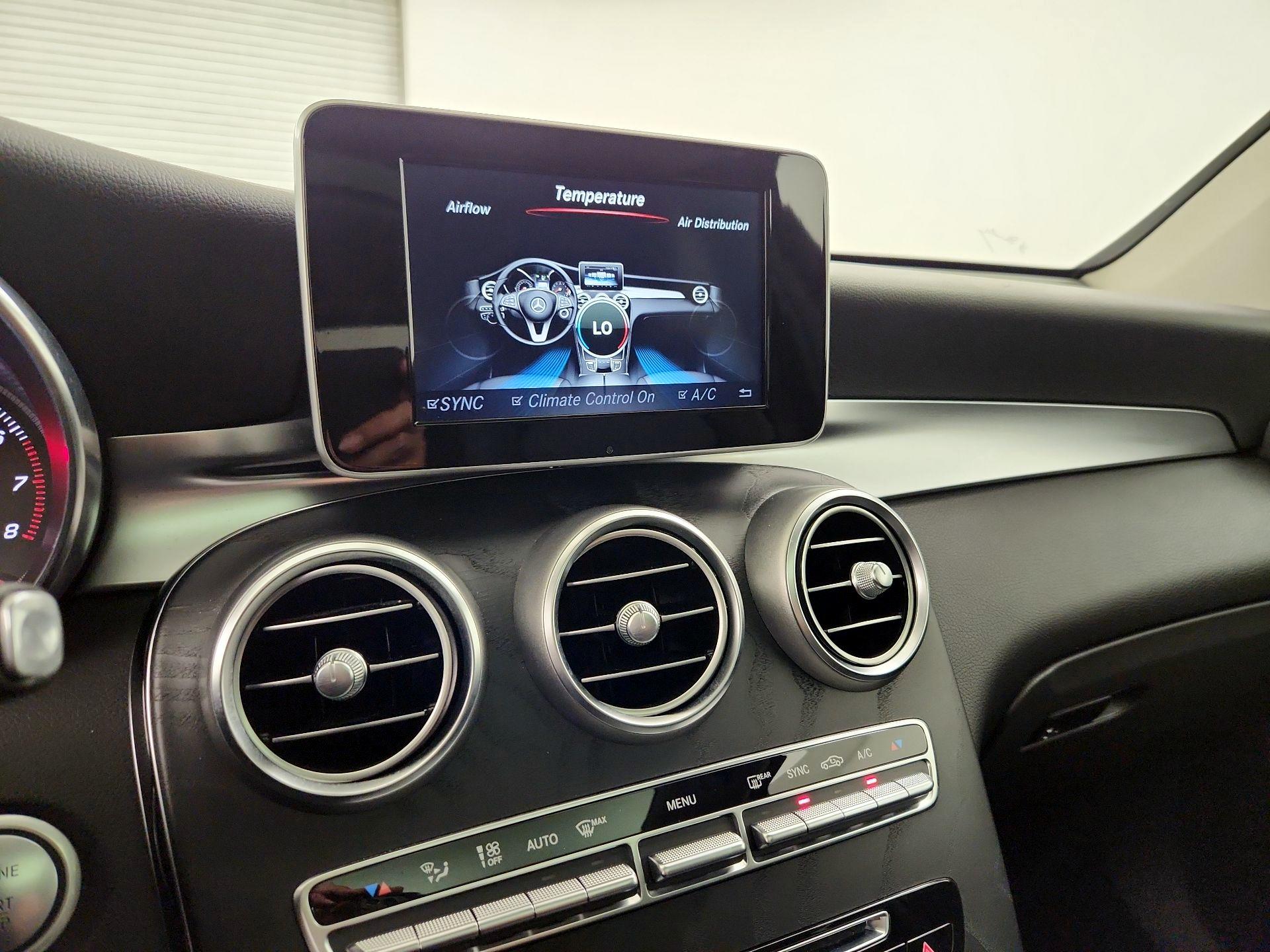 Thumbnail: 2017 Mercedes-Benz GLC - 17