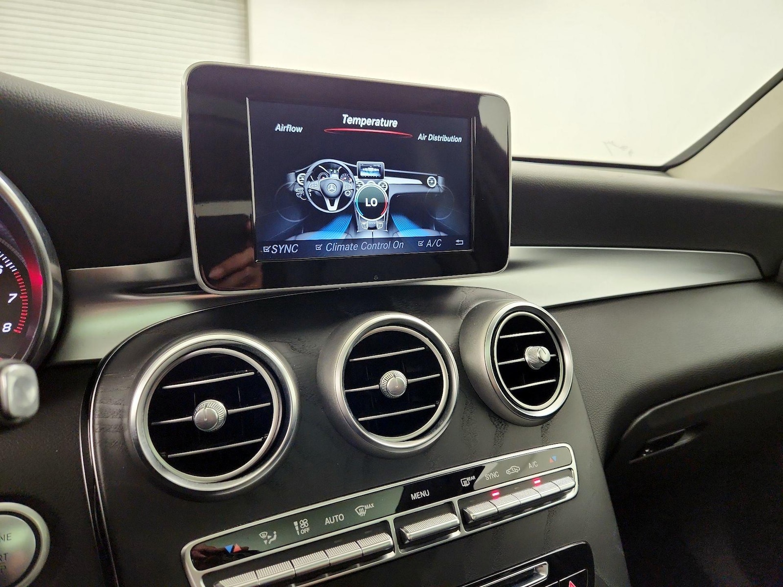 2017 Mercedes-Benz GLC GLC300 - Photo 18