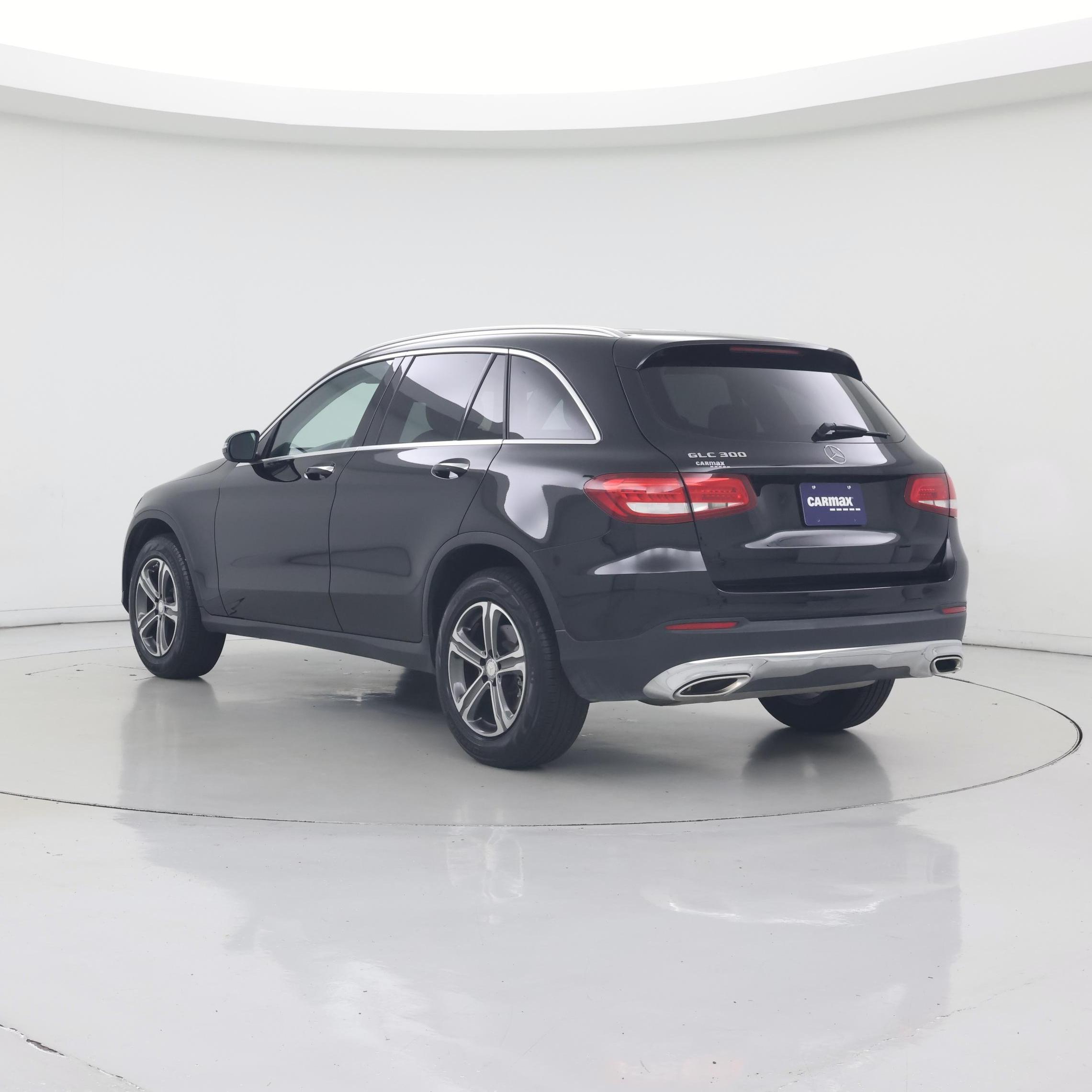Thumbnail: 2017 Mercedes-Benz GLC - 2