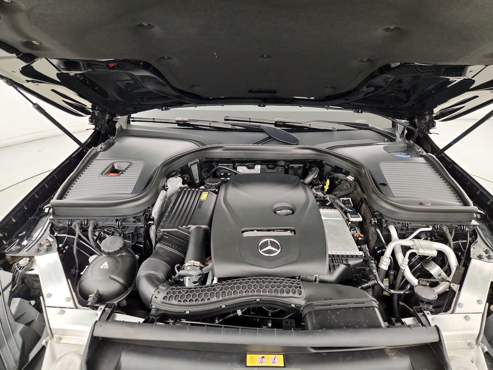 2017 Mercedes-Benz GLC GLC300 - Photo 24