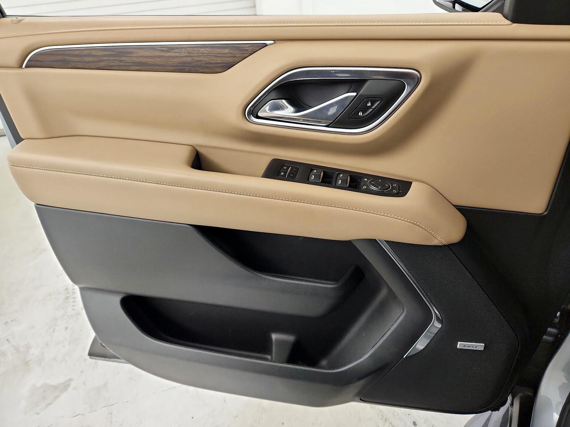 Thumbnail: 2023 Chevrolet Tahoe - 10