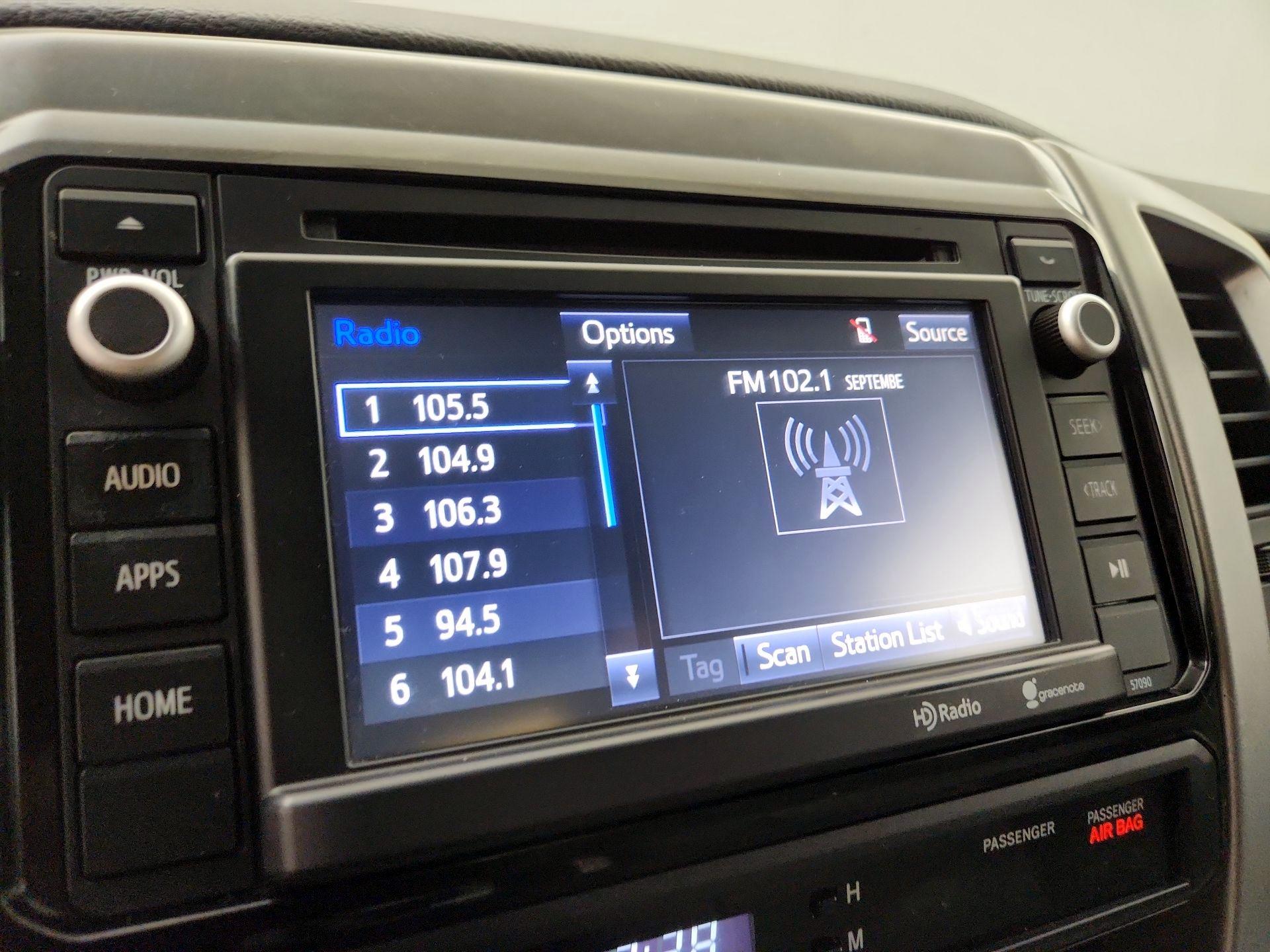 Thumbnail: 2014 Toyota Tacoma - 15